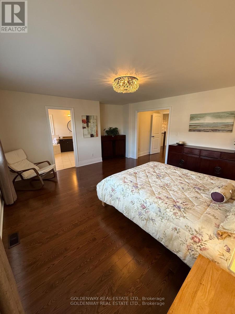 Photo 25 of 215 Angus Glen Boulevard, Markham, Angus Glen — HOMEH