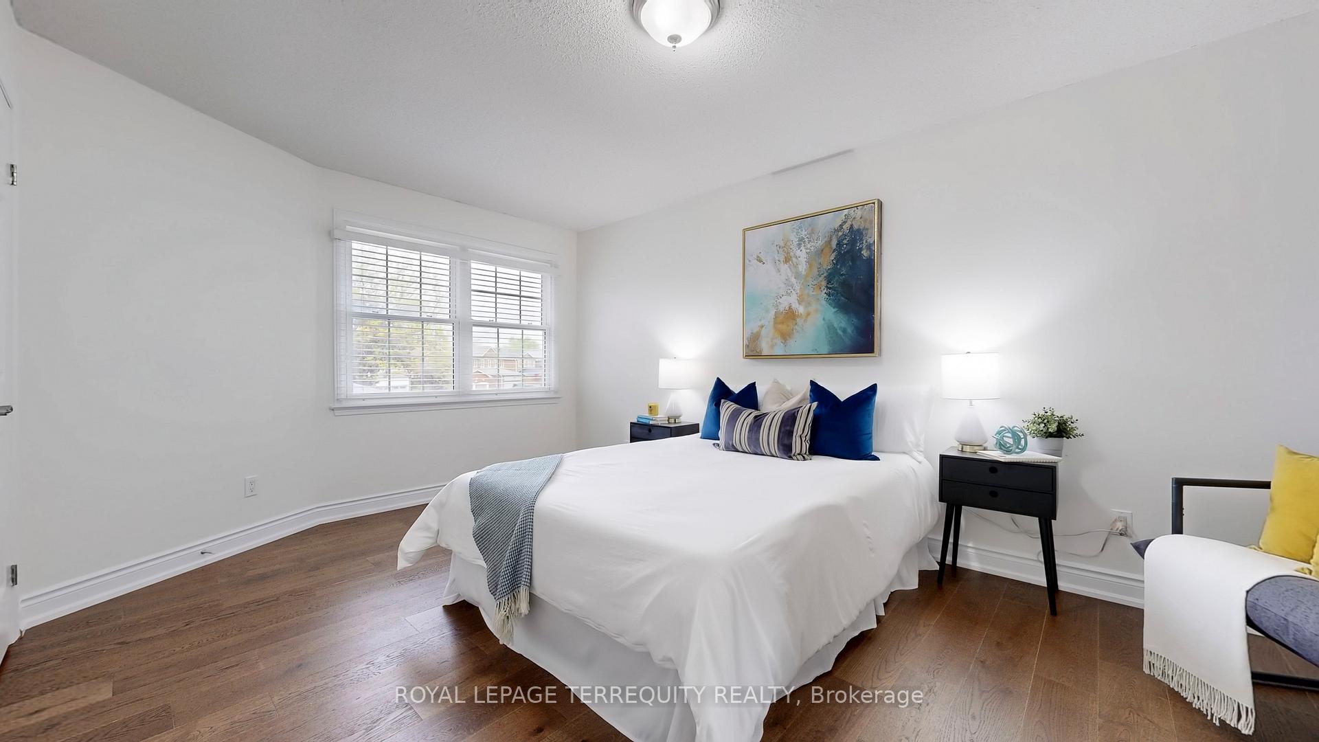 Photo 28 of 8 Couperthwaite Crescent, Markham, Unionville — HOMEH