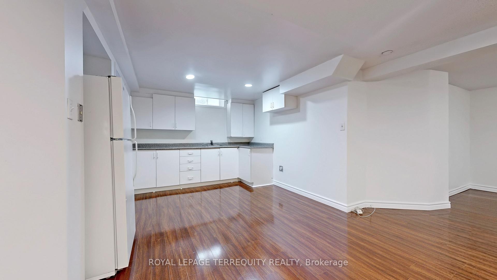 Photo 39 of 8 Couperthwaite Crescent, Markham, Unionville — HOMEH