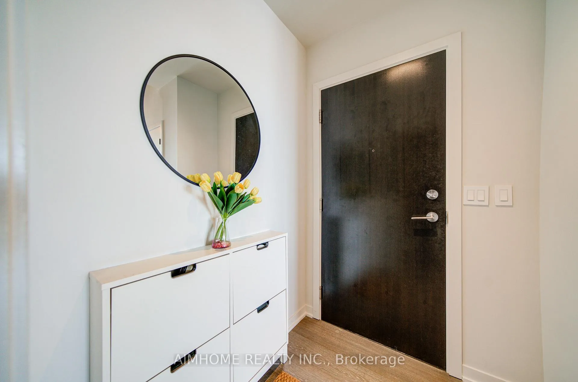 Photo 7 of Unit 610, 8 Gladstone Avenue, Toronto, Little Portugal — HOMEH