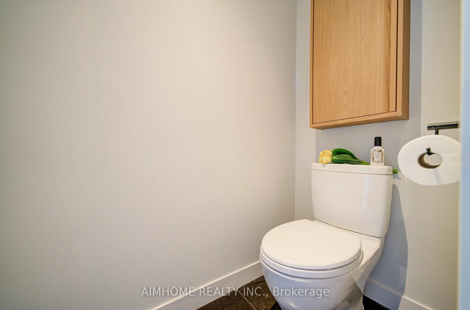 Photo 23 of Unit 610, 8 Gladstone Avenue, Toronto, Little Portugal — HOMEH
