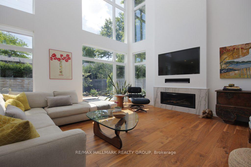 Photo 9 of 216 Hudson Avenue, Ottawa, Courtland Park — HOMEH