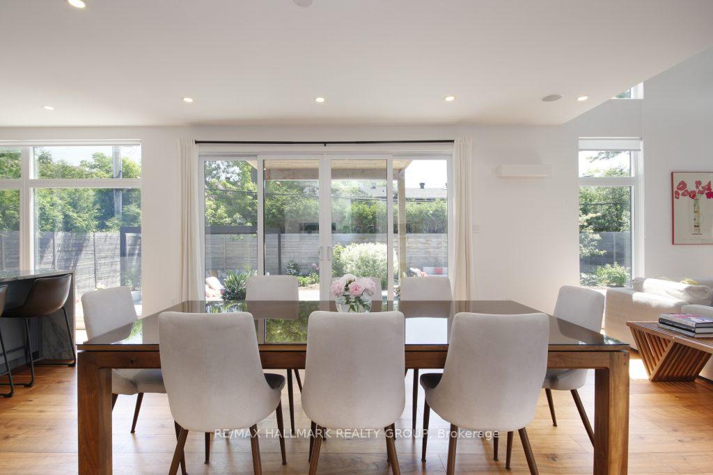 Photo 10 of 216 Hudson Avenue, Ottawa, Courtland Park — HOMEH