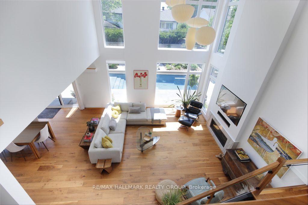 Photo 18 of 216 Hudson Avenue, Ottawa, Courtland Park — HOMEH