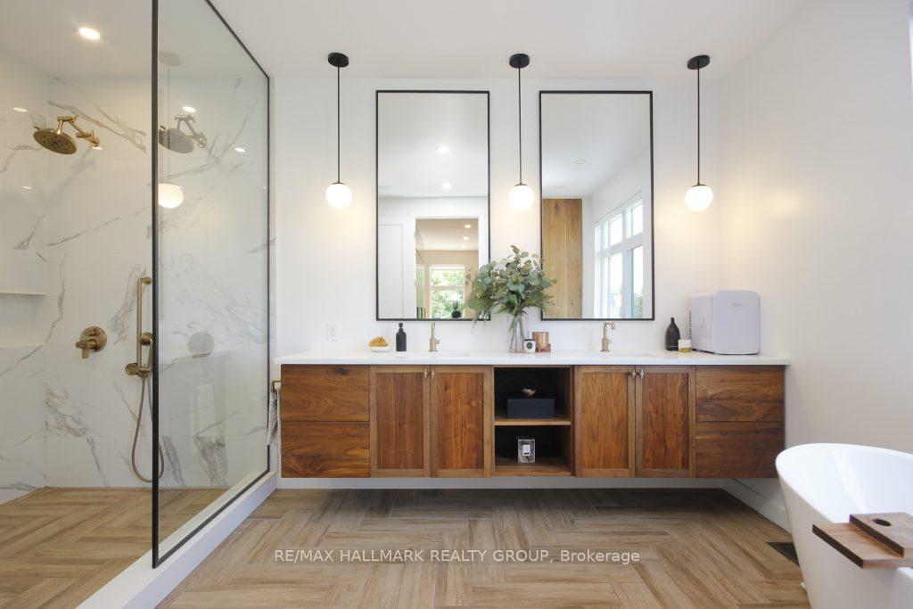 Photo 25 of 216 Hudson Avenue, Ottawa, Courtland Park — HOMEH