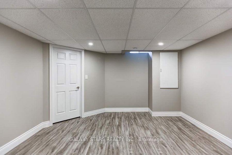 Photo 7 of 33 Lappe Avenue, Markham, Cornell — HOMEH