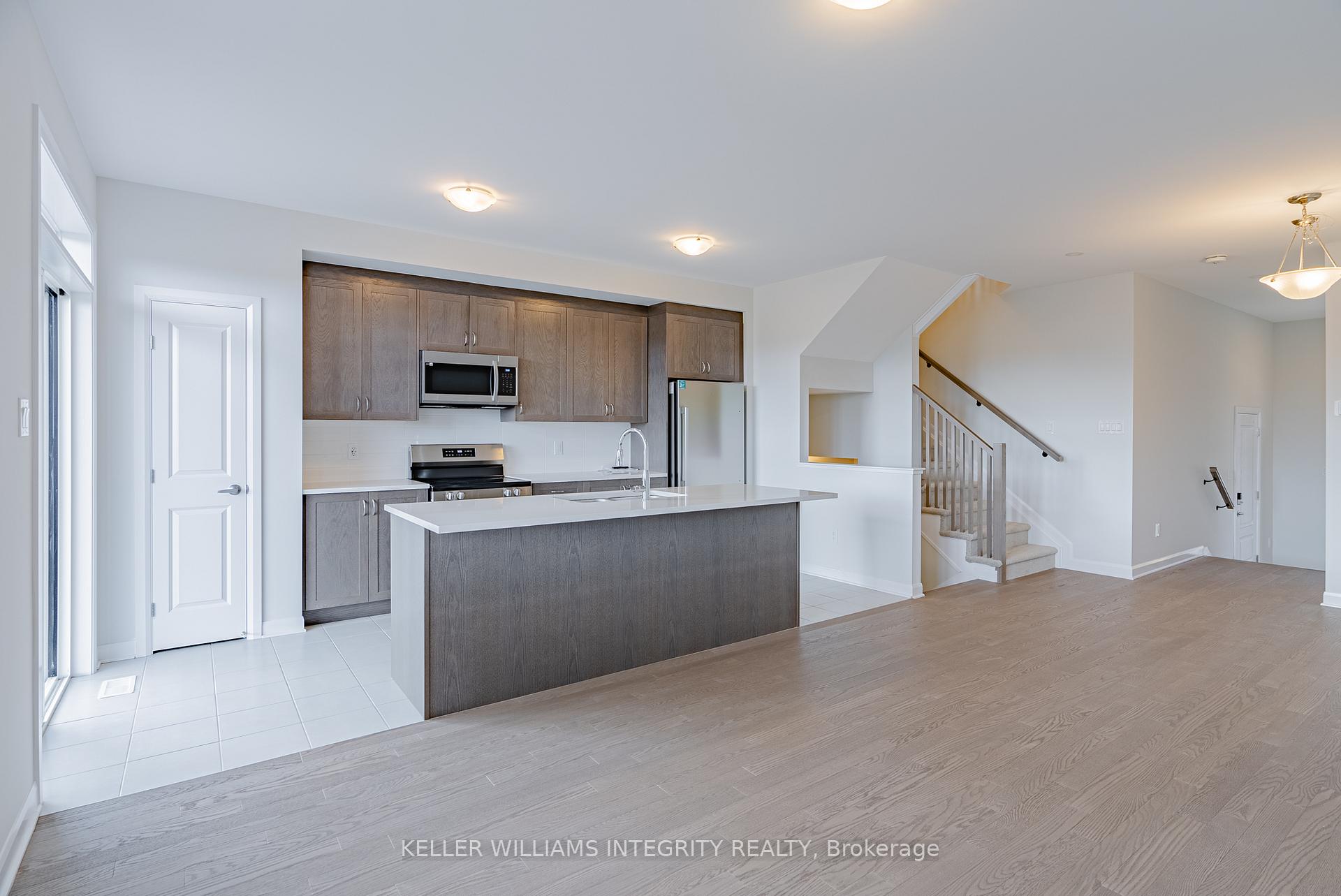 Photo 6 of 310 Gisborne Place, Ottawa, Kanata - Morgan's Grant/South March — HOMEH