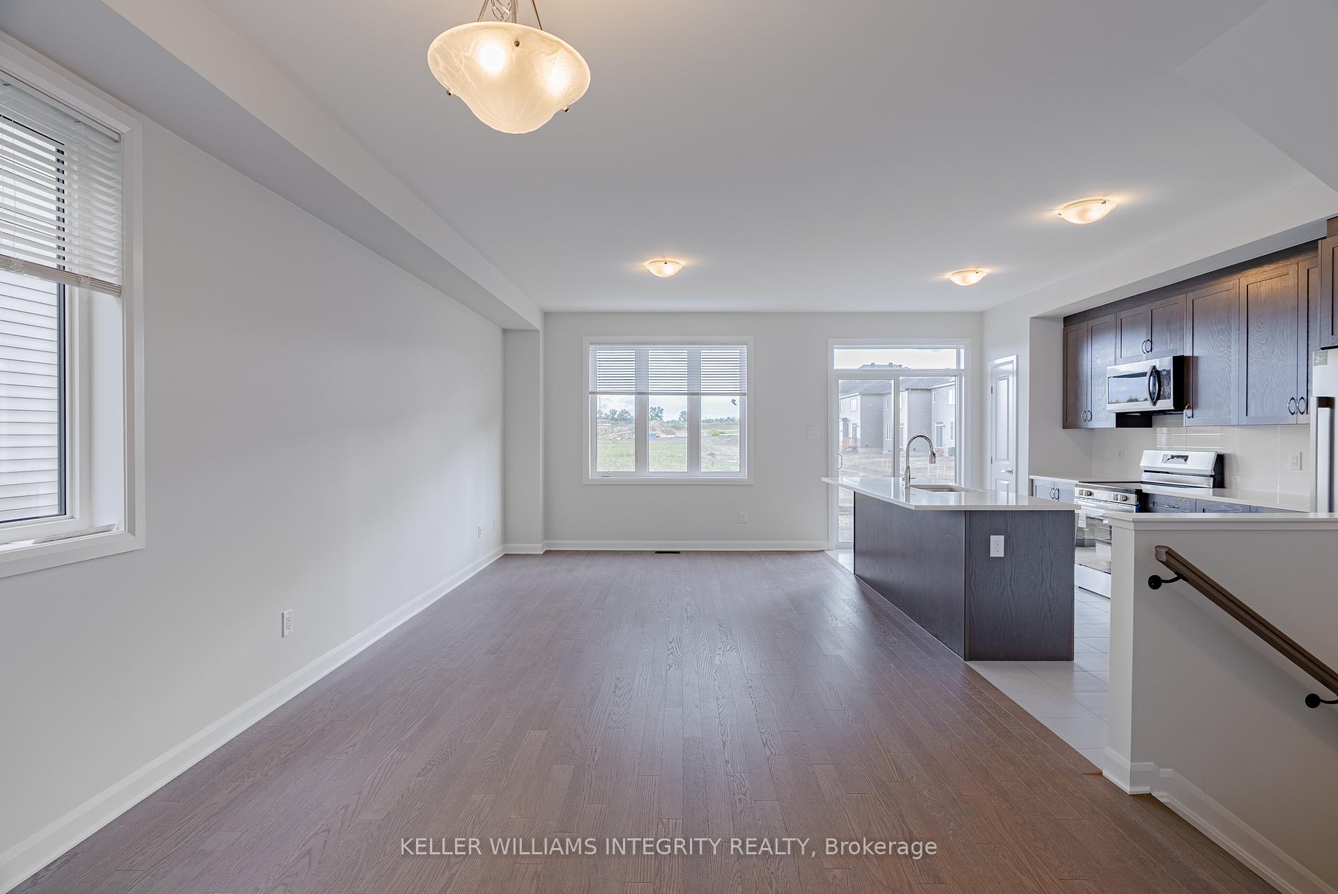 Photo 12 of 310 Gisborne Place, Ottawa, Kanata - Morgan's Grant/South March — HOMEH