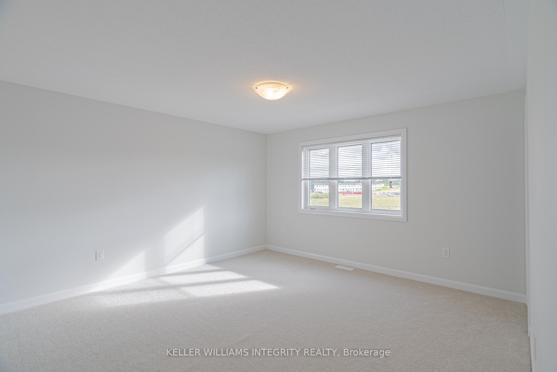 Photo 15 of 310 Gisborne Place, Ottawa, Kanata - Morgan's Grant/South March — HOMEH