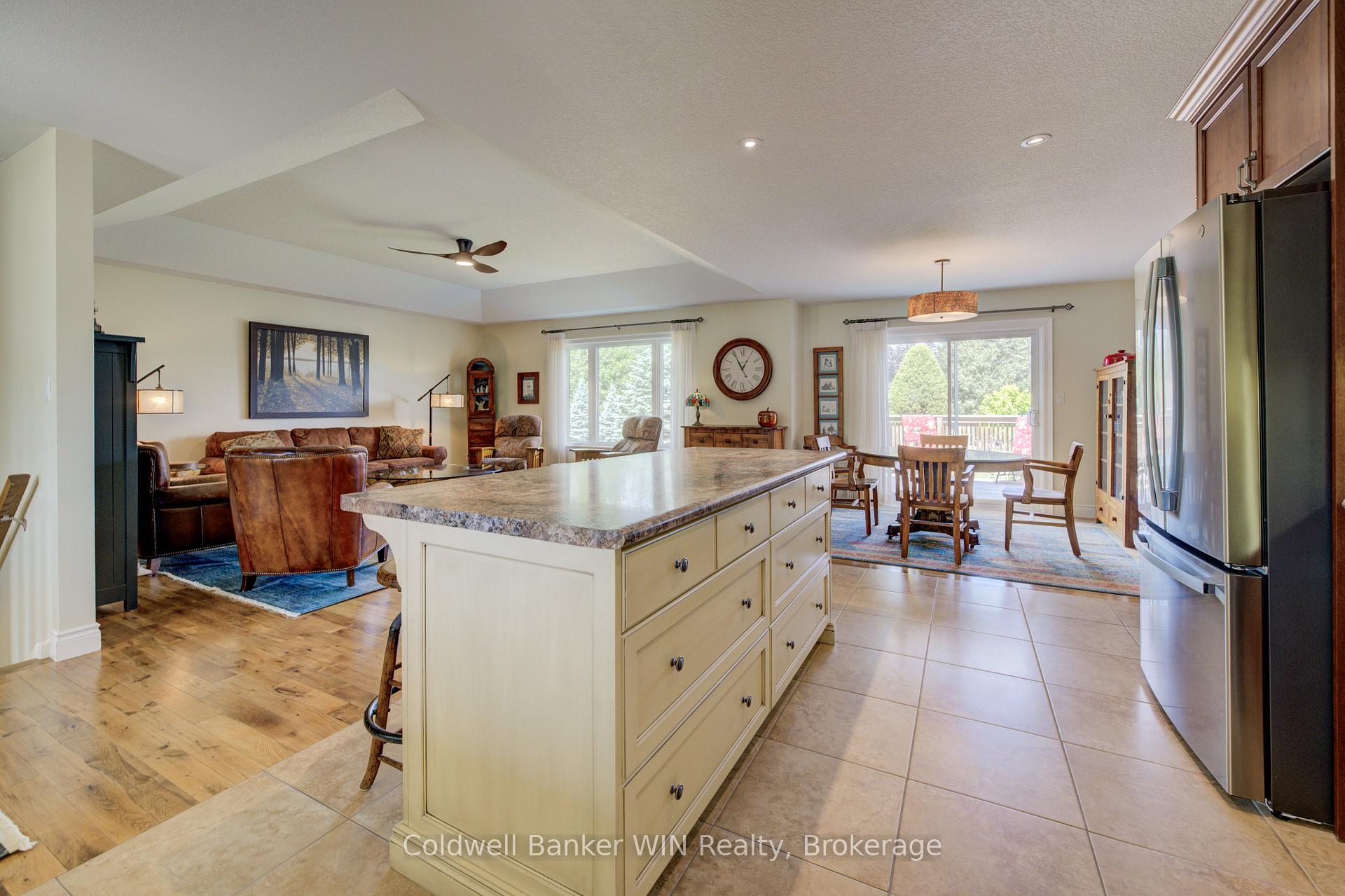 Photo 11 of 22 Regency Drive, Minto — HOMEH