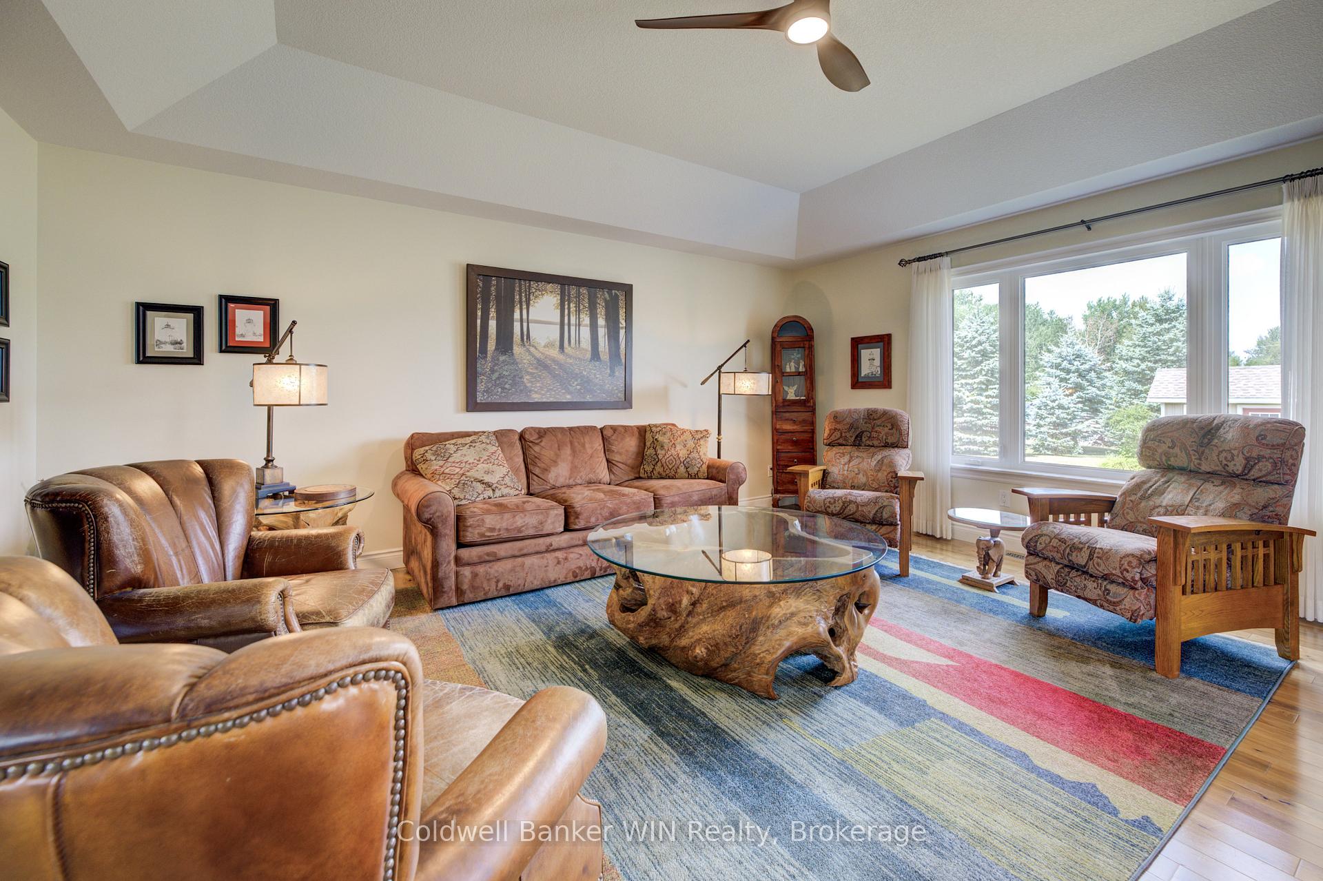 Photo 12 of 22 Regency Drive, Minto — HOMEH