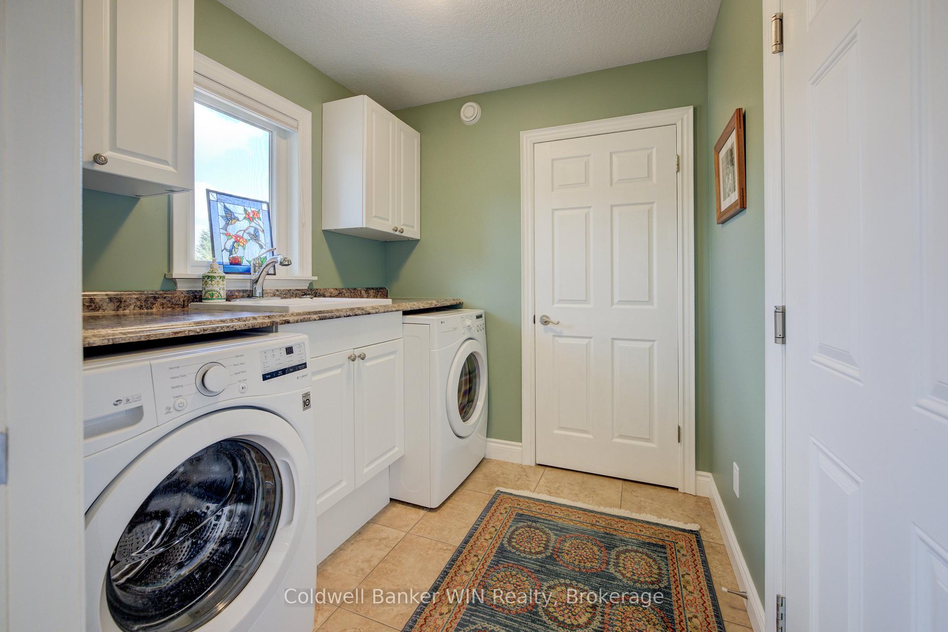 Photo 17 of 22 Regency Drive, Minto — HOMEH