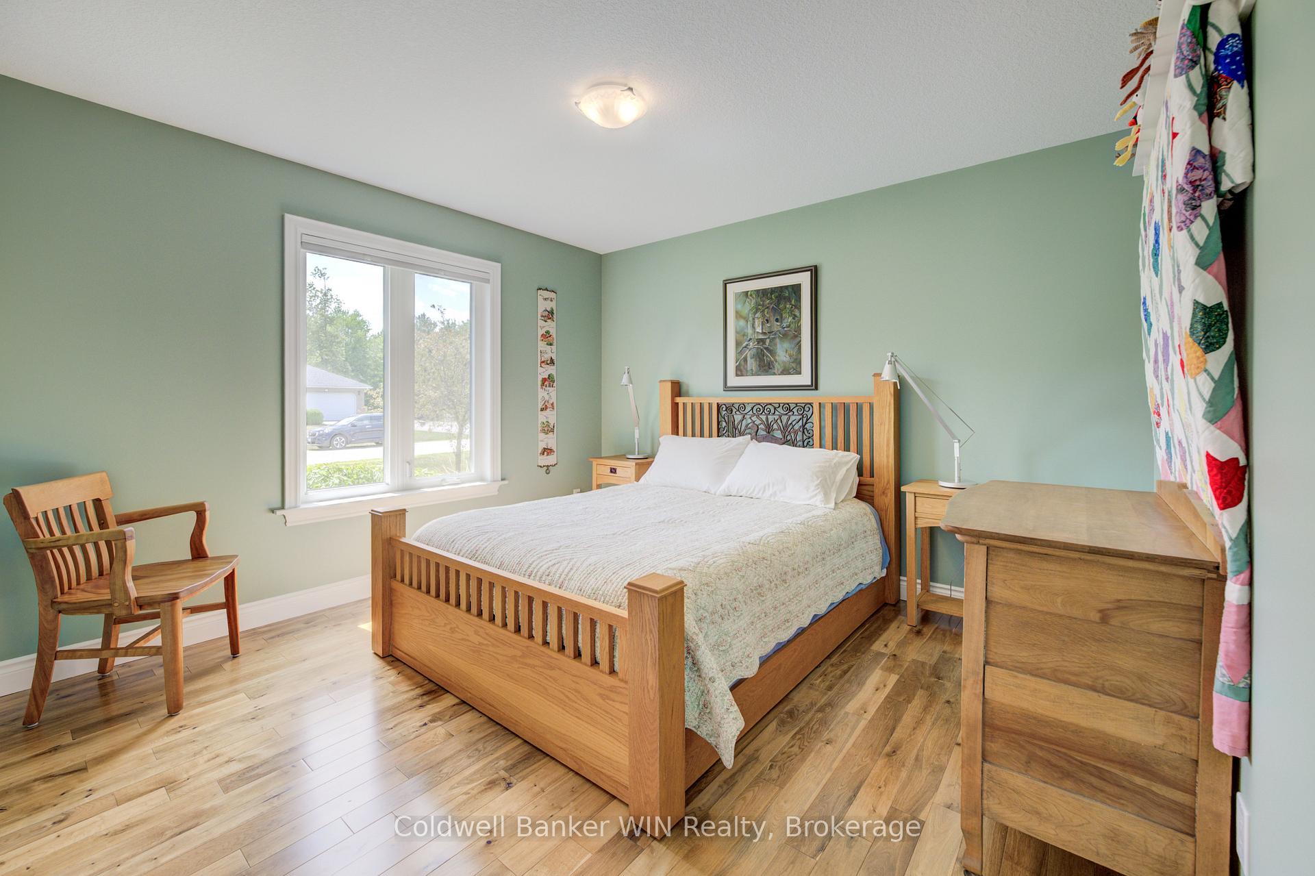 Photo 19 of 22 Regency Drive, Minto — HOMEH