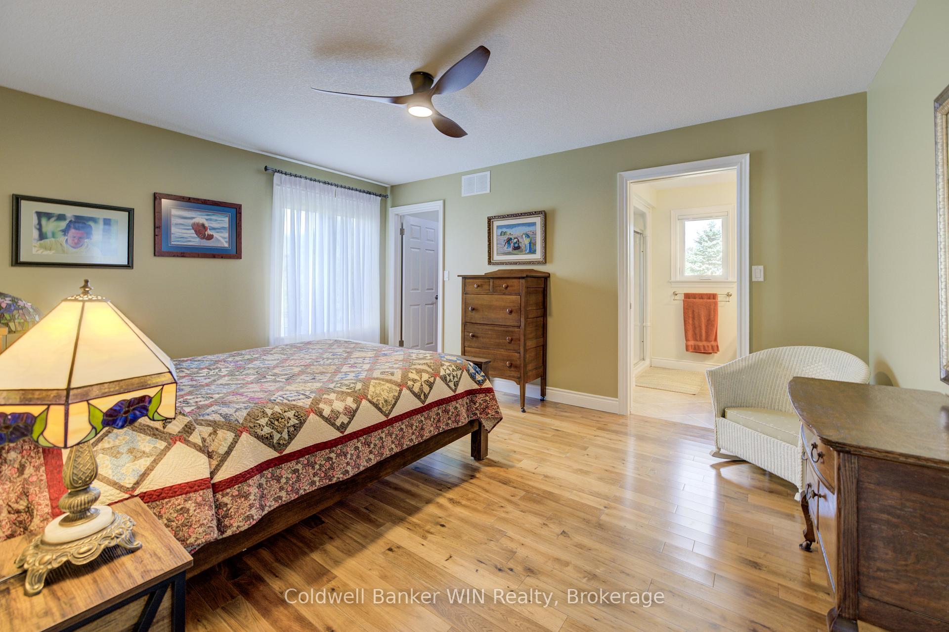 Photo 23 of 22 Regency Drive, Minto — HOMEH