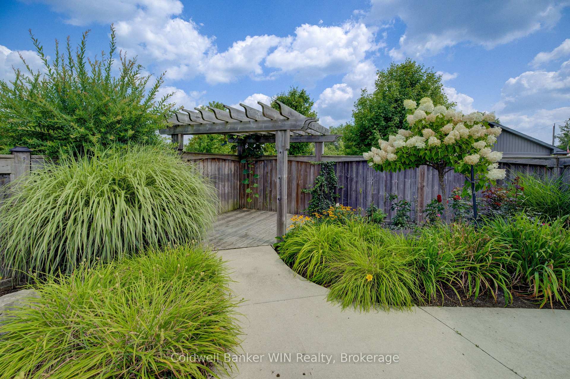 Photo 41 of 22 Regency Drive, Minto — HOMEH