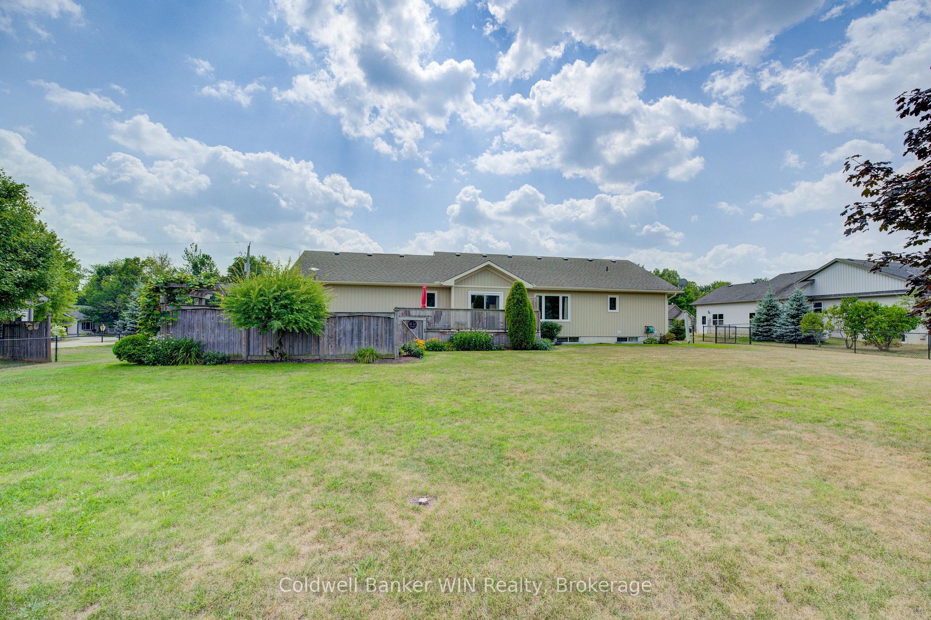 Photo 44 of 22 Regency Drive, Minto — HOMEH