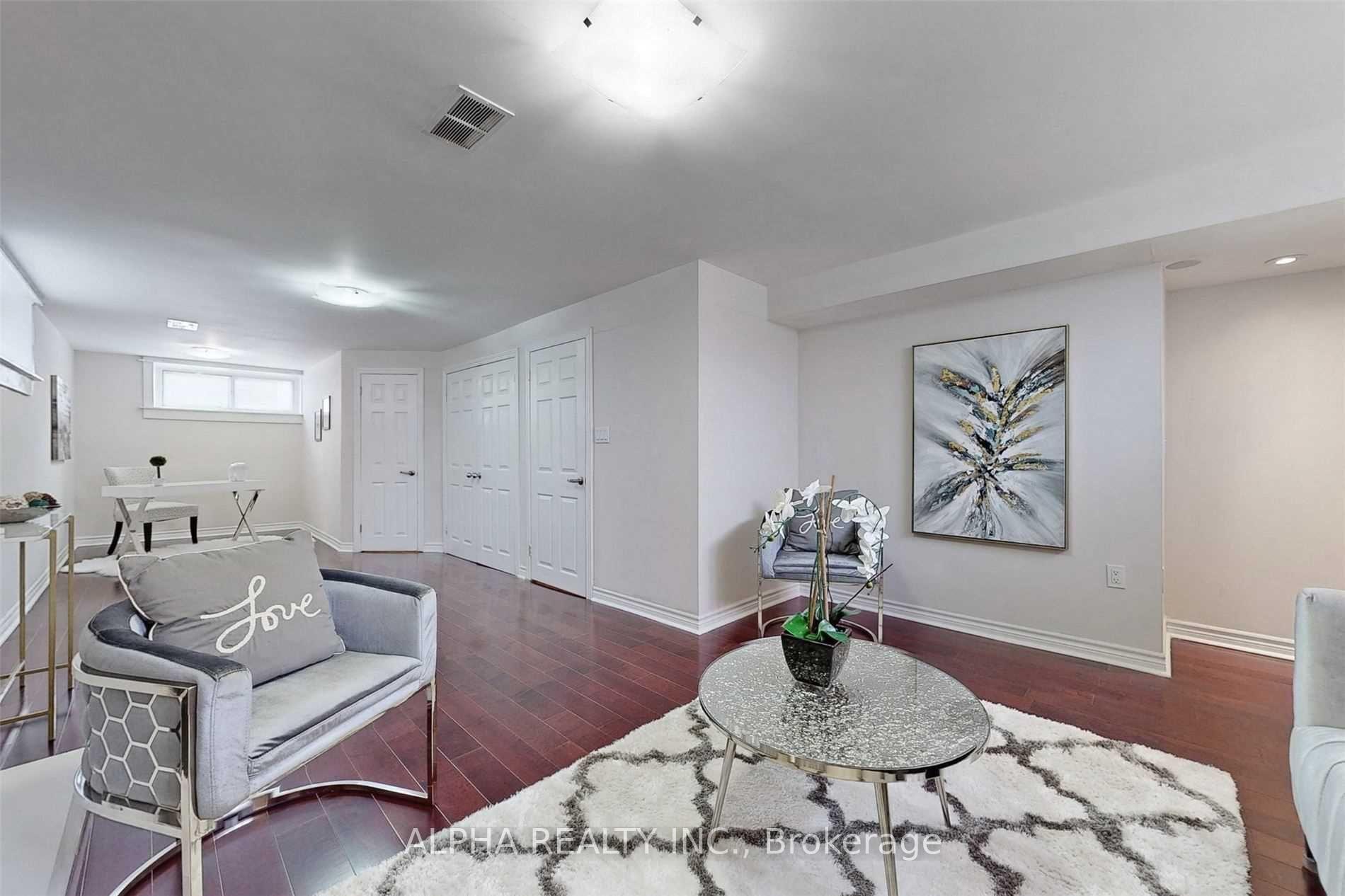 Photo 24 of 80 Lincoln Green Drive, Markham, Bullock — HOMEH