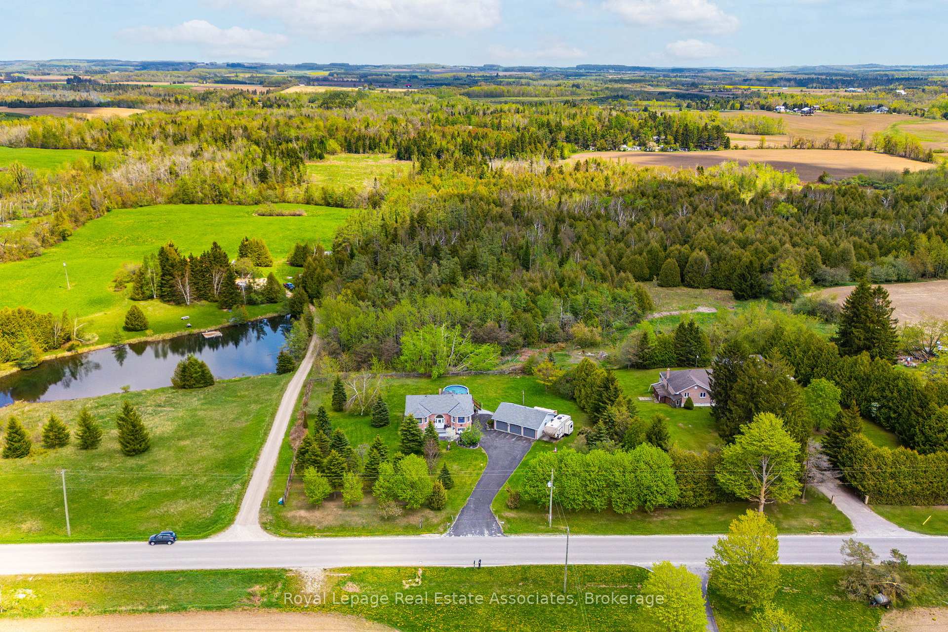 Photo 3 of 436451 4th Line, Melancthon, Rural Melancthon — HOMEH