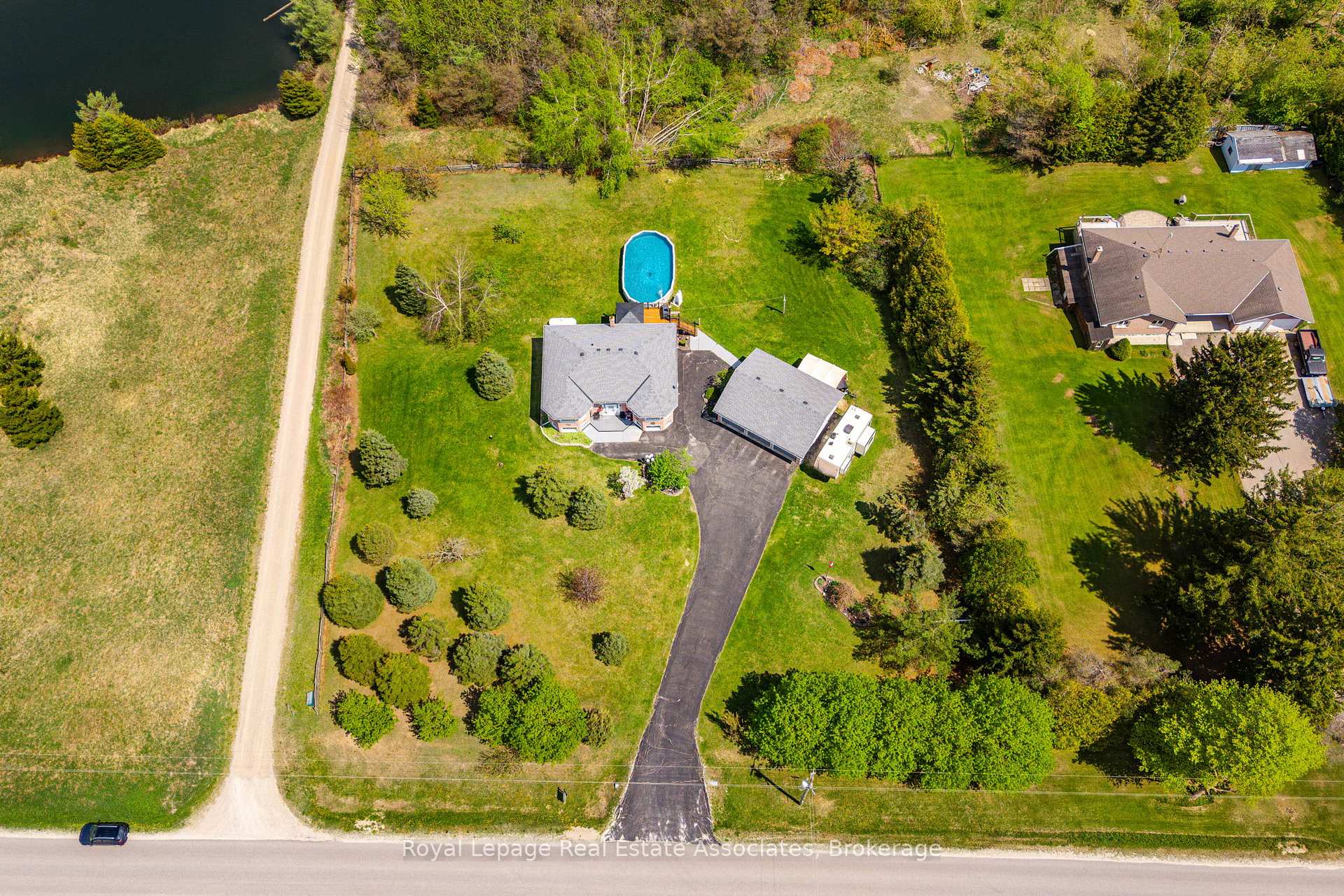 Photo 4 of 436451 4th Line, Melancthon, Rural Melancthon — HOMEH