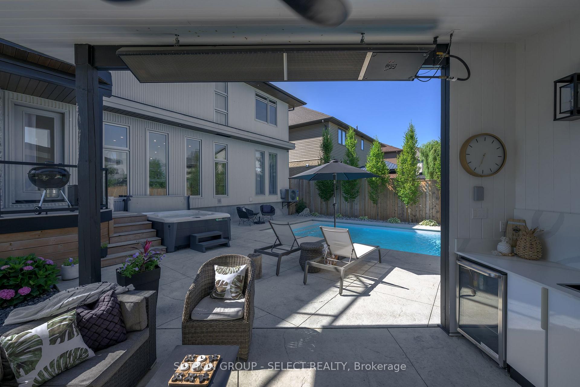 Photo 12 of 7 Valleyview Crescent, Middlesex Centre, Komoka — HOMEH