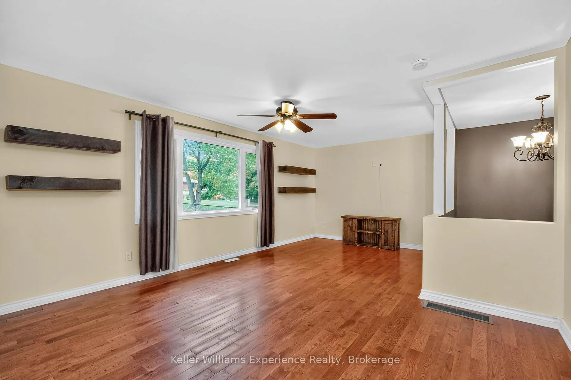 Photo 11 of 1504 Golf Link Road, Midland — HOMEH