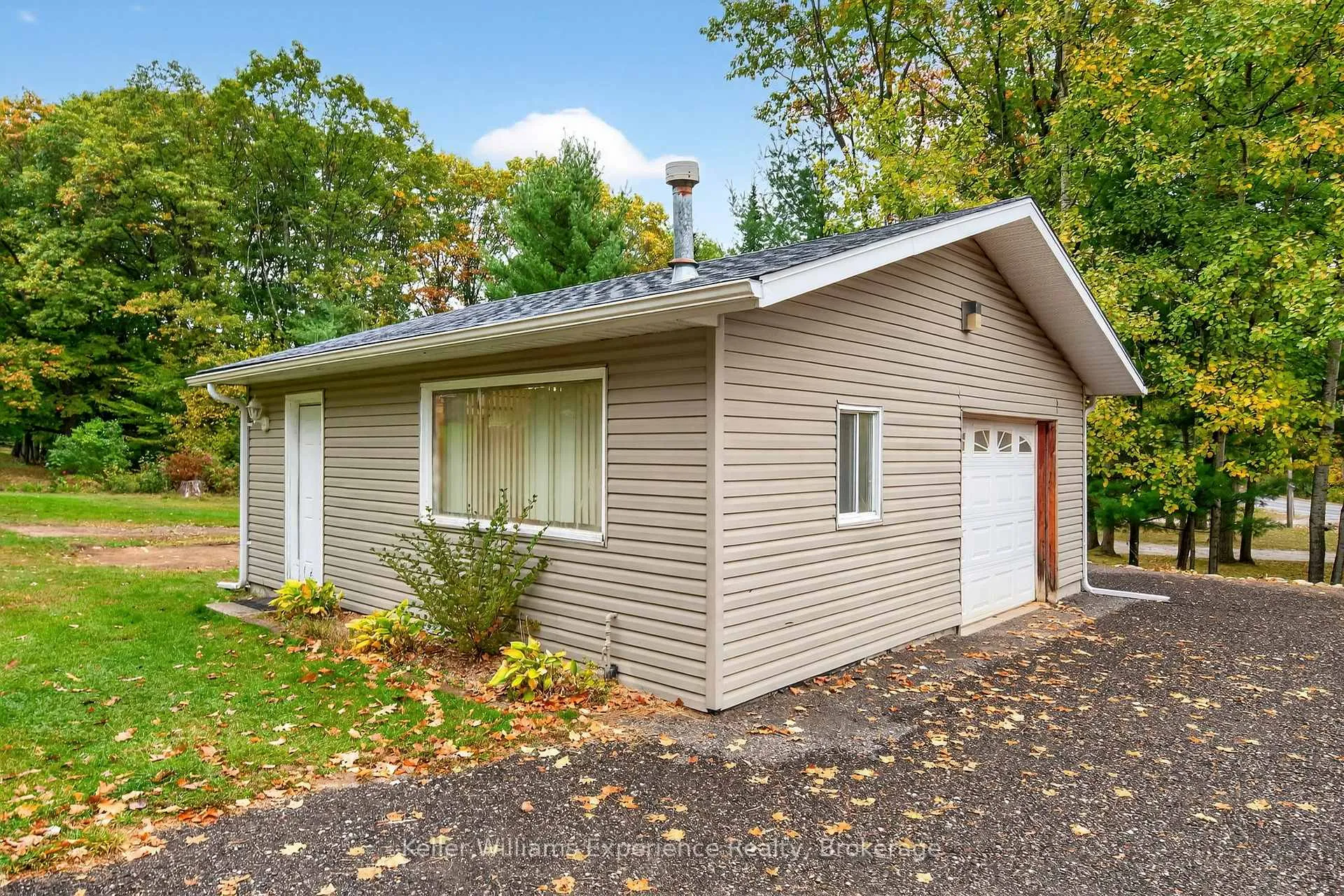 Photo 32 of 1504 Golf Link Road, Midland — HOMEH