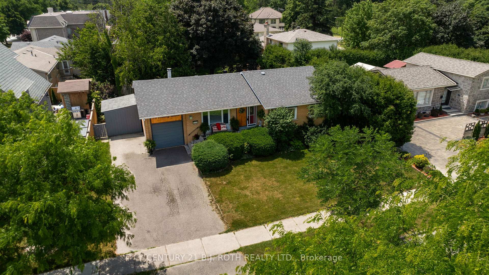 Photo 1 of 119 Parkway Avenue, Markham, Markham Village — HOMEH