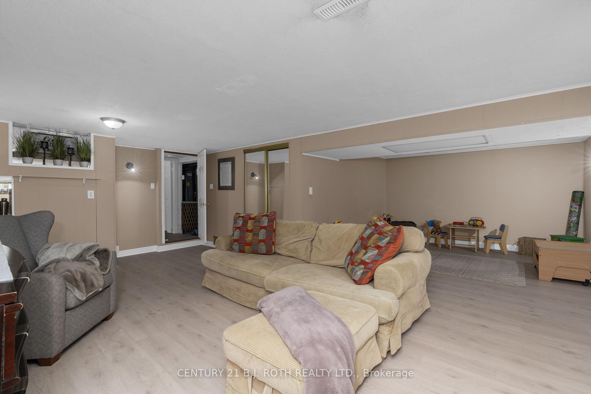 Photo 34 of 119 Parkway Avenue, Markham, Markham Village — HOMEH
