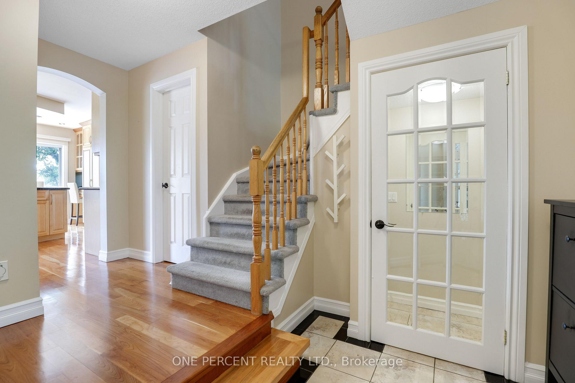 Photo 4 of 29 Windeyer Crescent, Ottawa, Kanata - Kanata Lakes/Heritage Hills — HOMEH