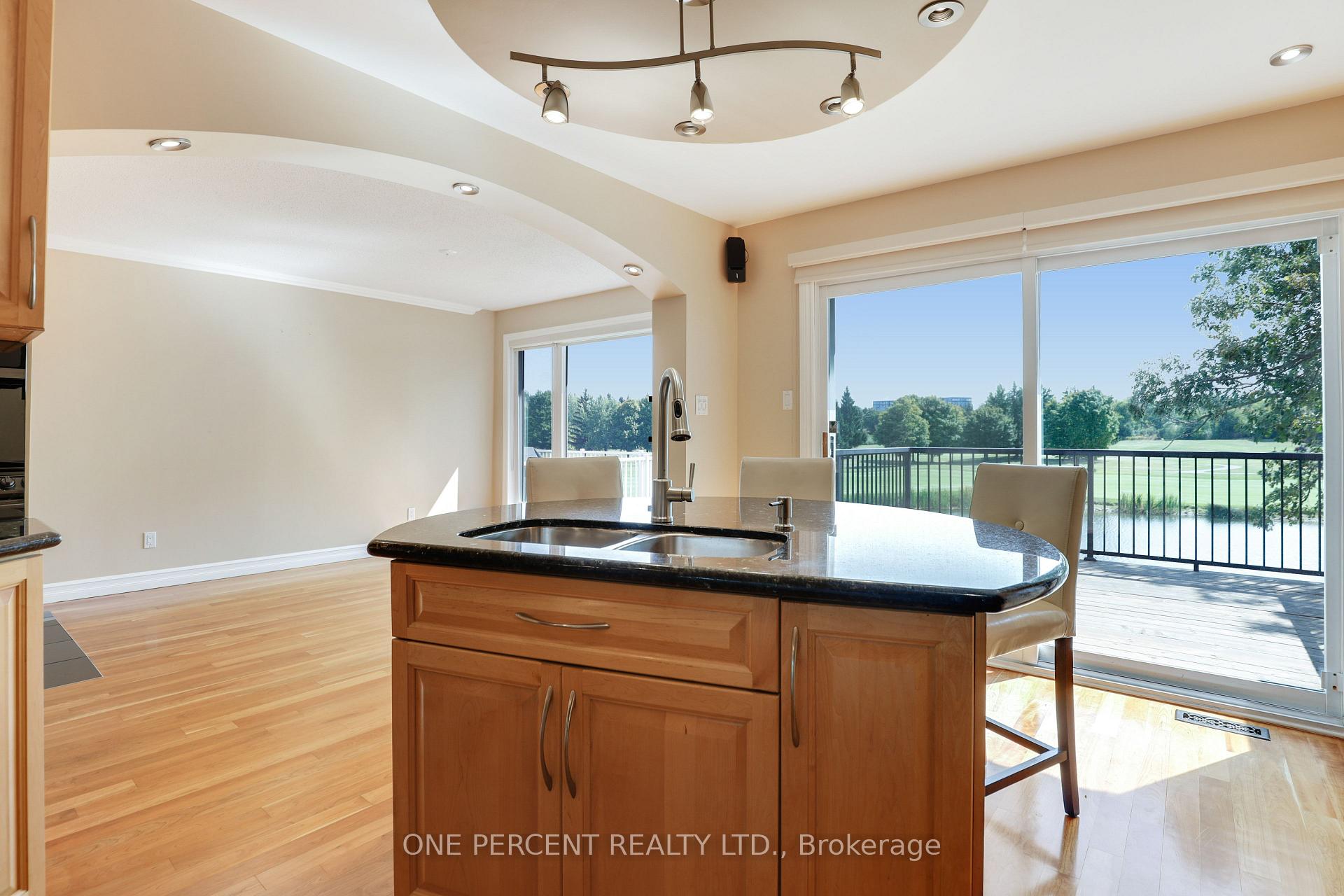 Photo 13 of 29 Windeyer Crescent, Ottawa, Kanata - Kanata Lakes/Heritage Hills — HOMEH