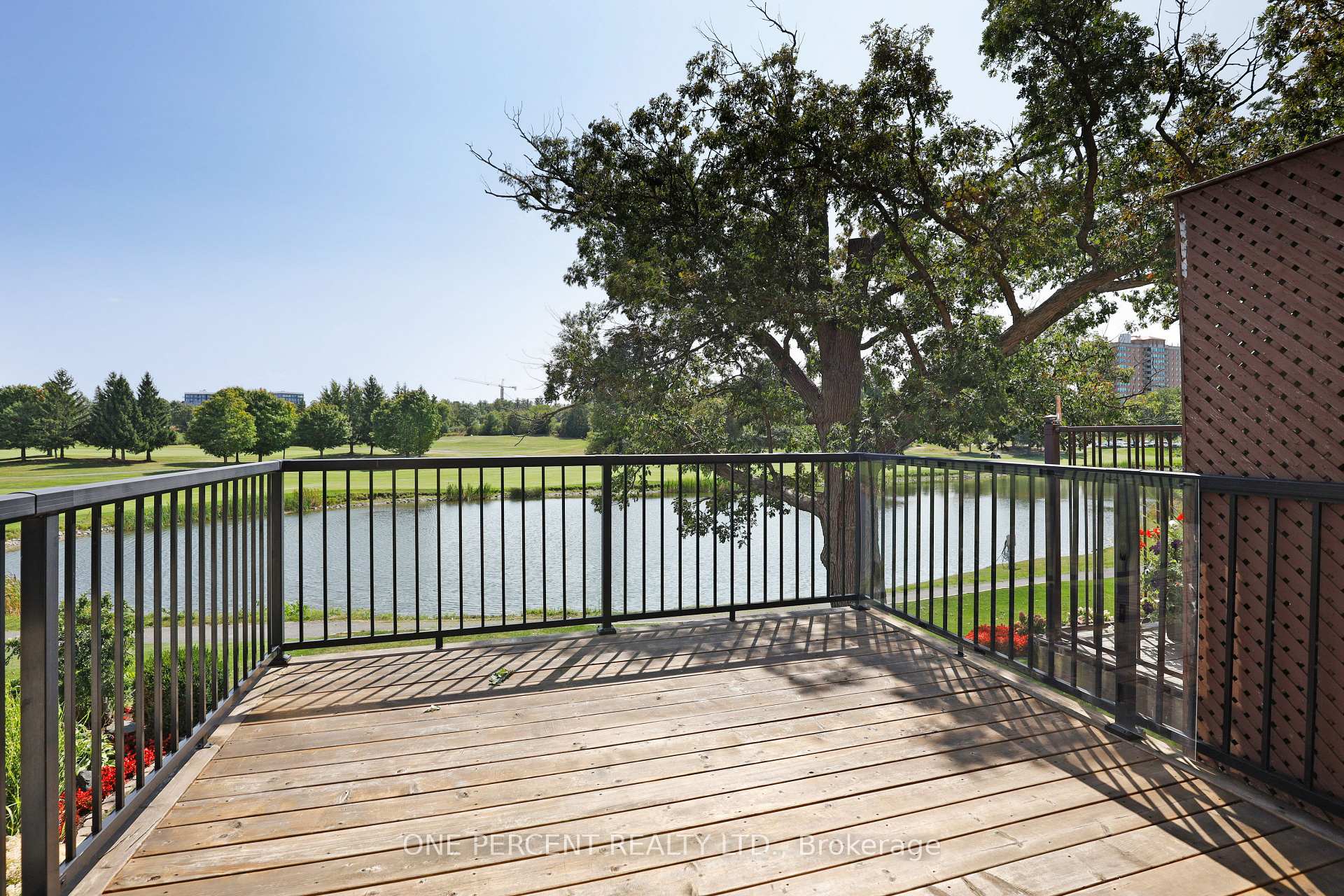 Photo 20 of 29 Windeyer Crescent, Ottawa, Kanata - Kanata Lakes/Heritage Hills — HOMEH