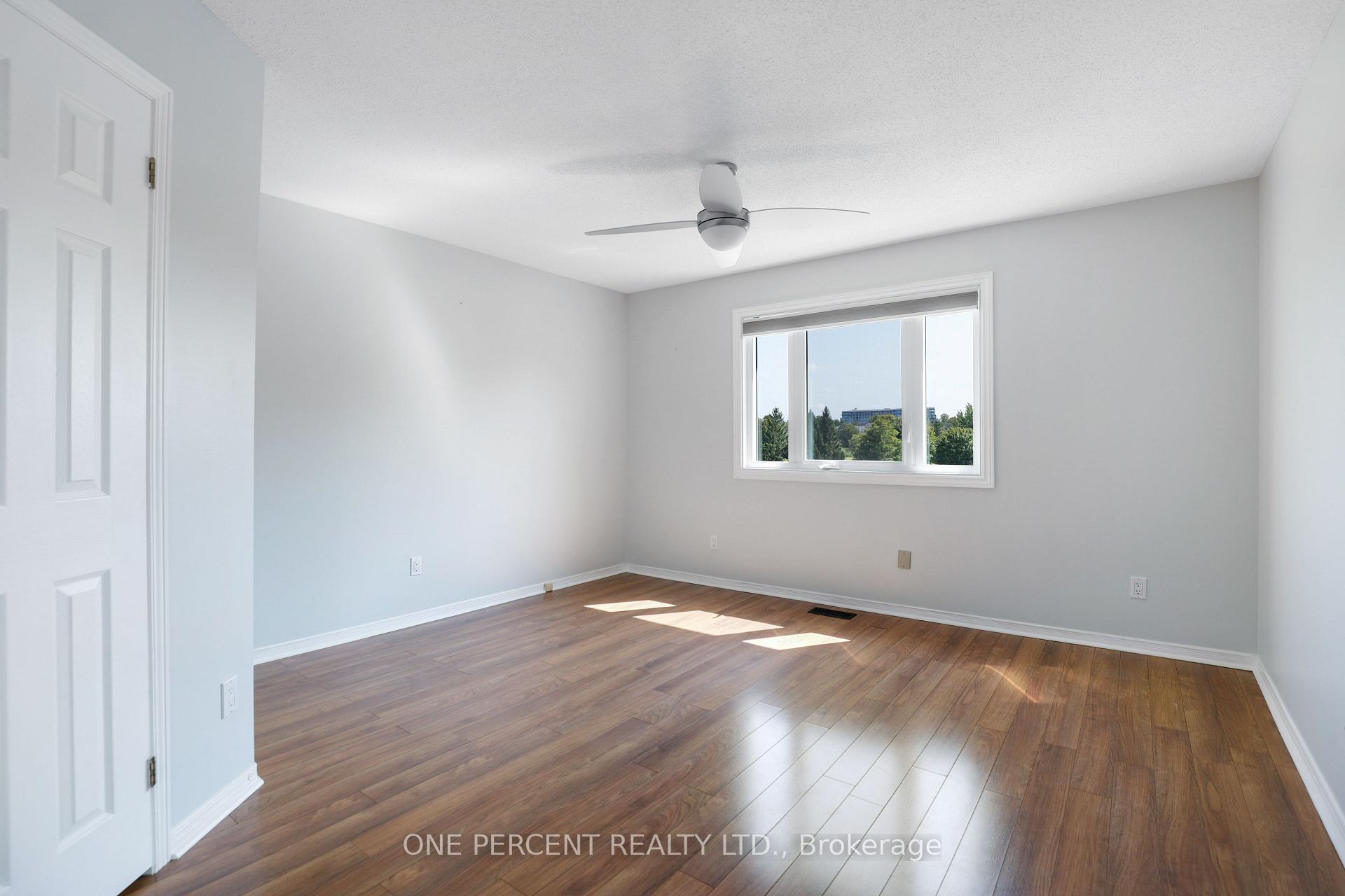 Photo 24 of 29 Windeyer Crescent, Ottawa, Kanata - Kanata Lakes/Heritage Hills — HOMEH