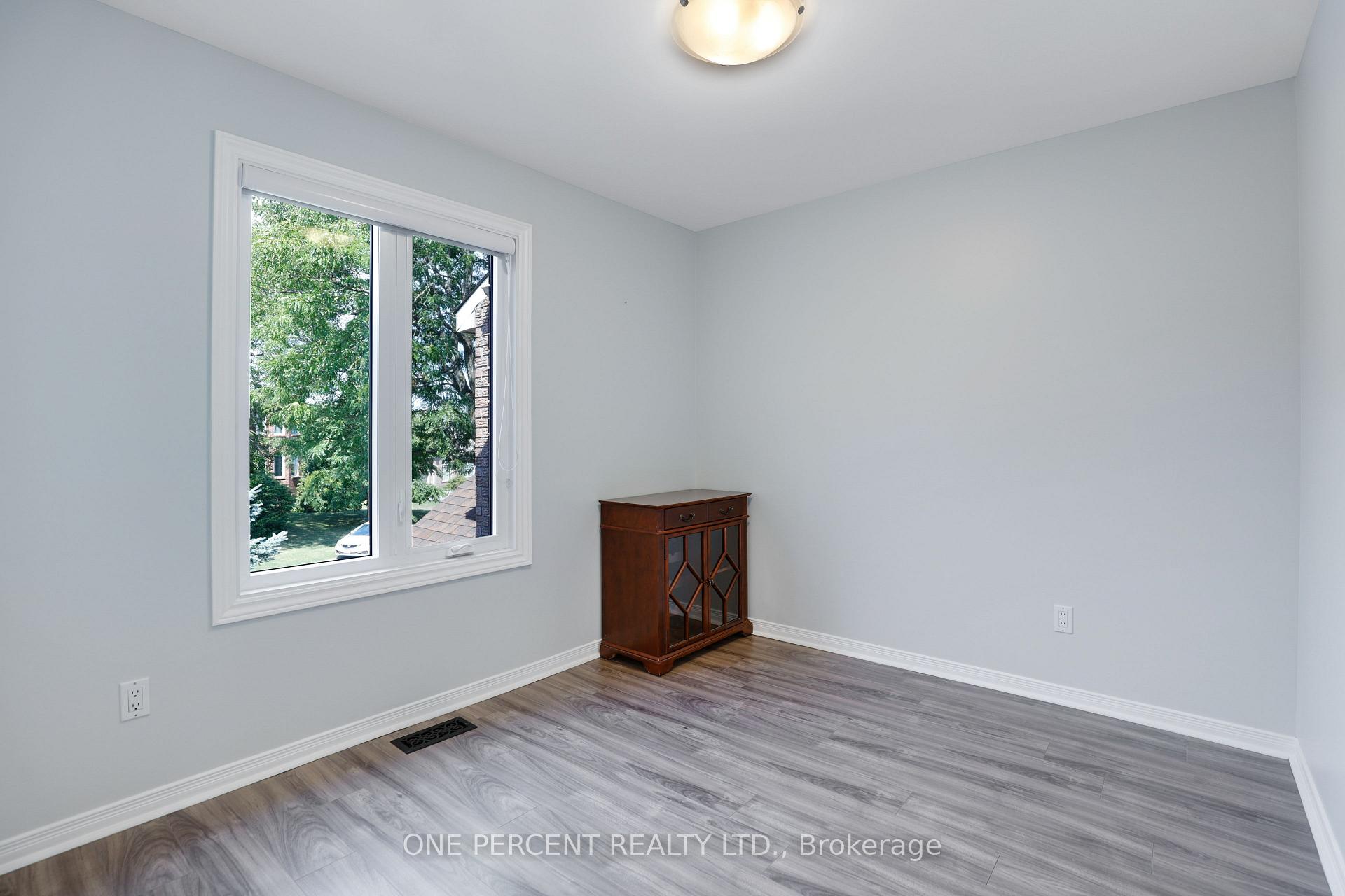 Photo 28 of 29 Windeyer Crescent, Ottawa, Kanata - Kanata Lakes/Heritage Hills — HOMEH