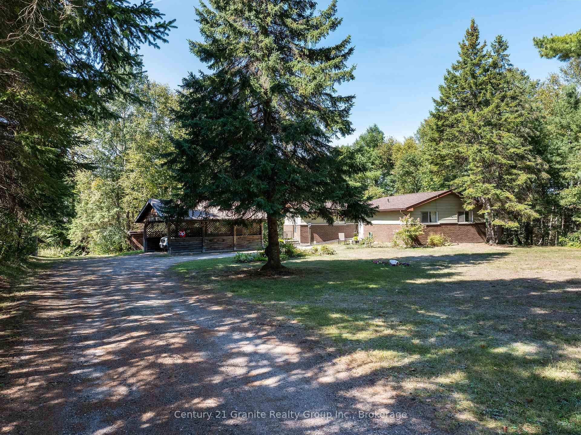 Photo 2 of 733 Bobcaygeon Road, Minden Hills, Anson — HOMEH