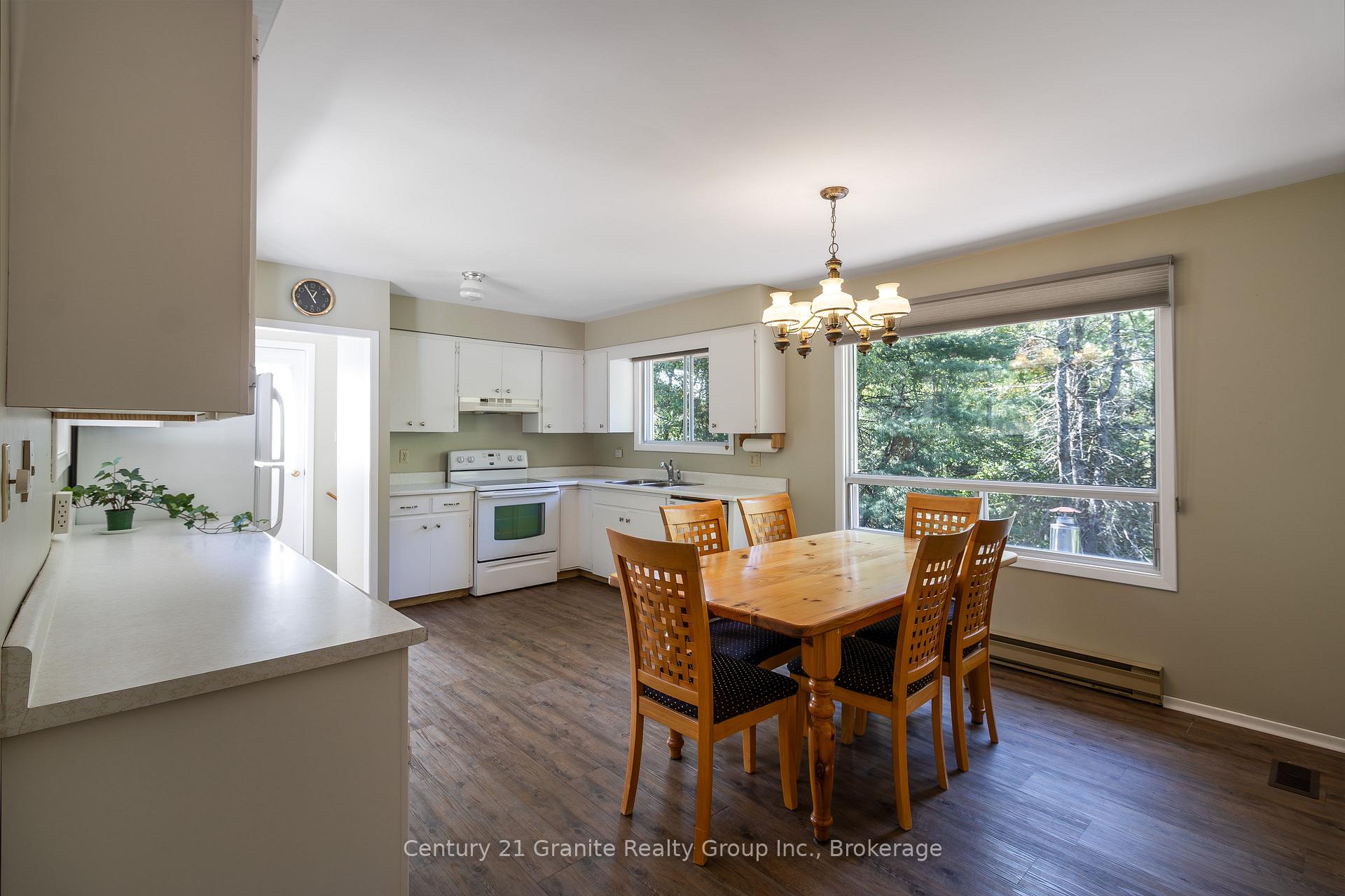 Photo 4 of 733 Bobcaygeon Road, Minden Hills, Anson — HOMEH