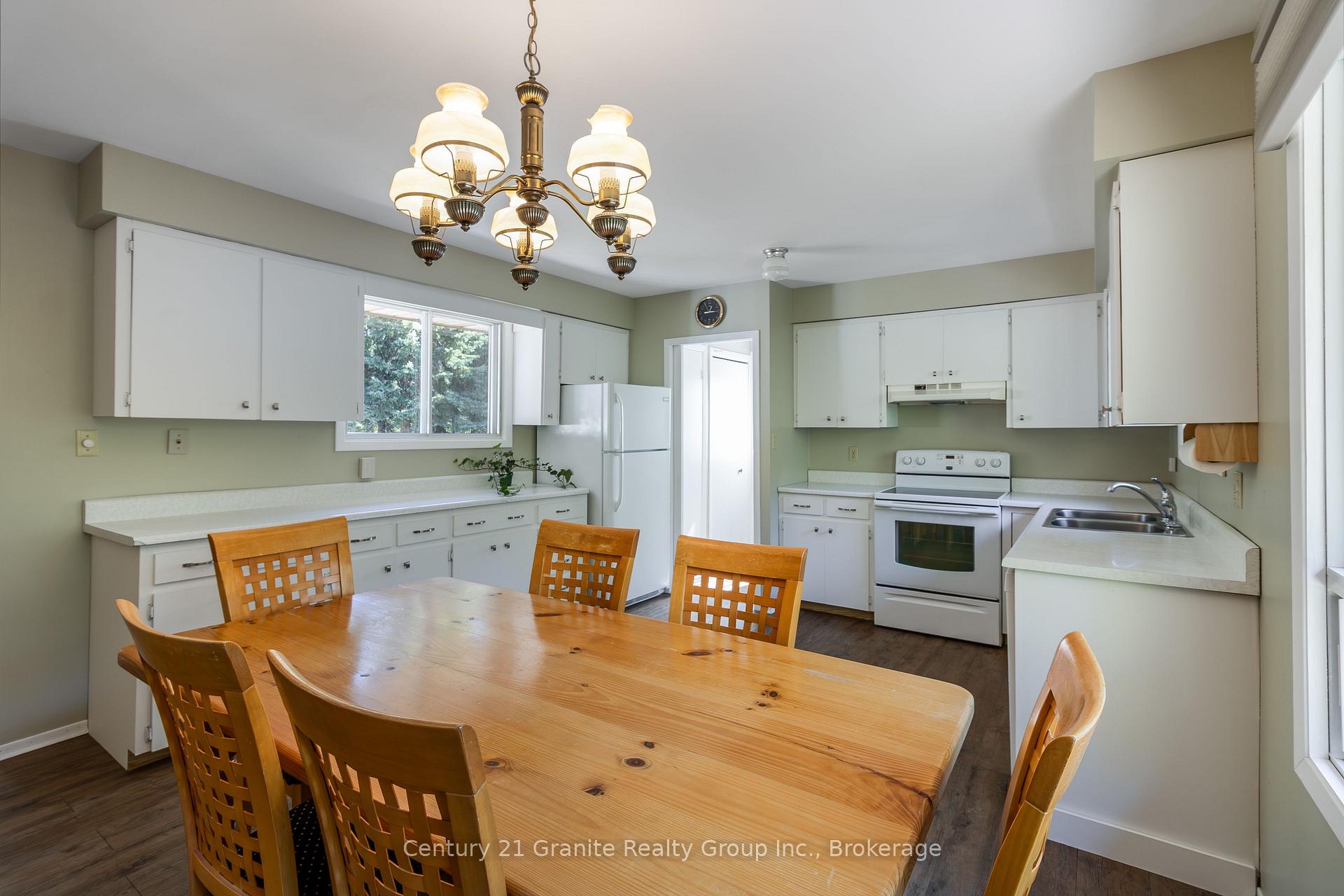 Photo 5 of 733 Bobcaygeon Road, Minden Hills, Anson — HOMEH