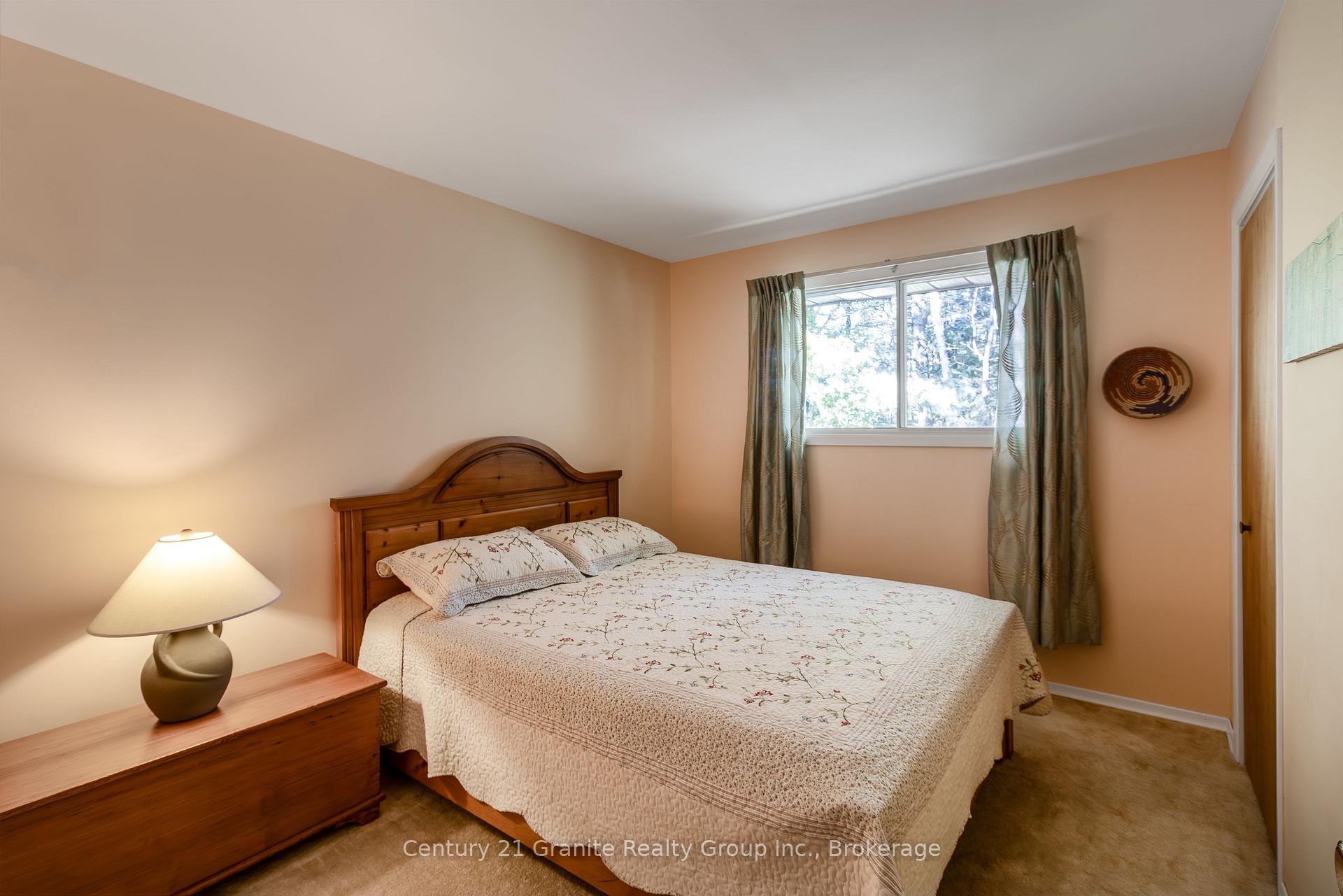 Photo 16 of 733 Bobcaygeon Road, Minden Hills, Anson — HOMEH