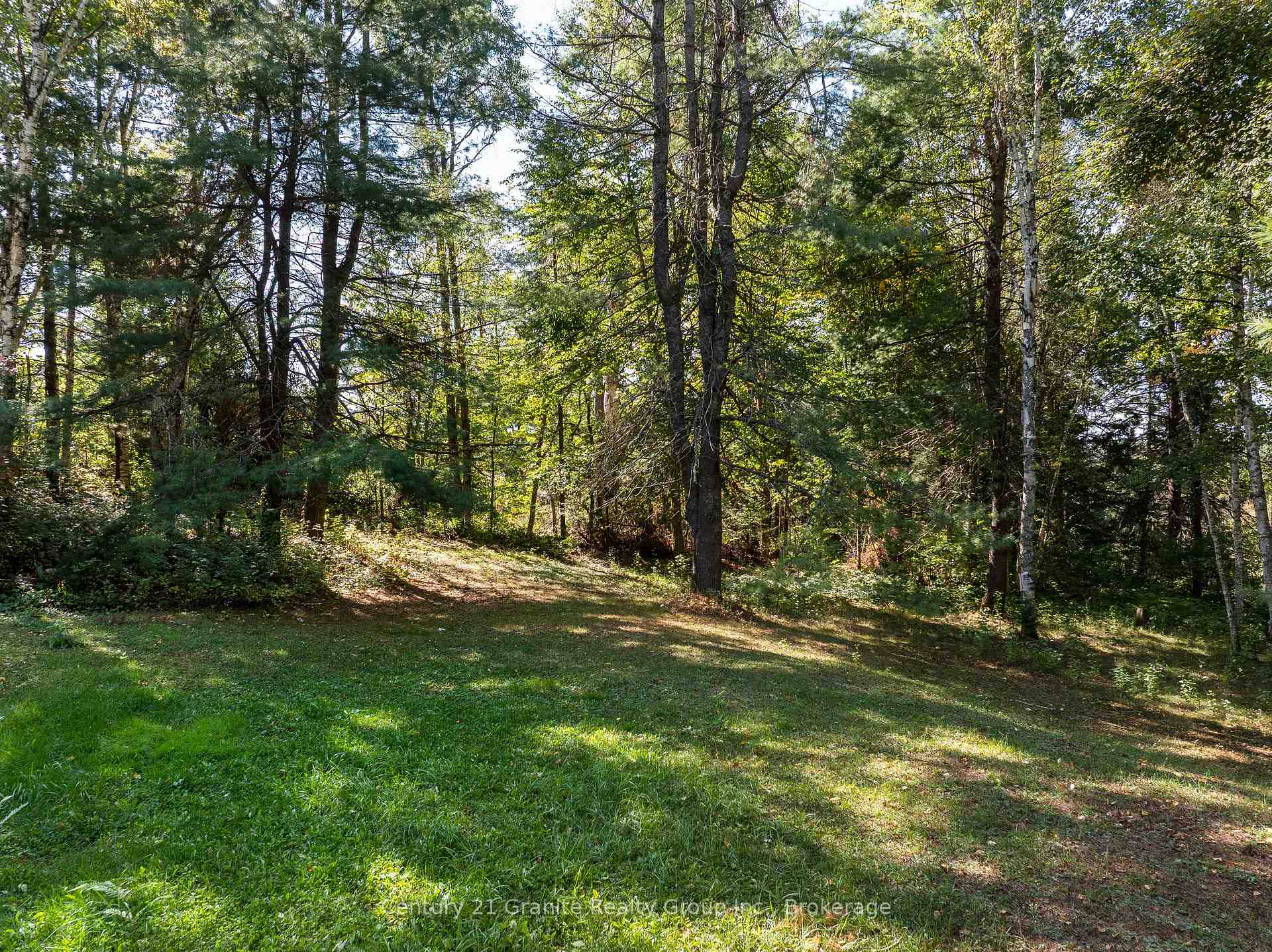 Photo 31 of 733 Bobcaygeon Road, Minden Hills, Anson — HOMEH
