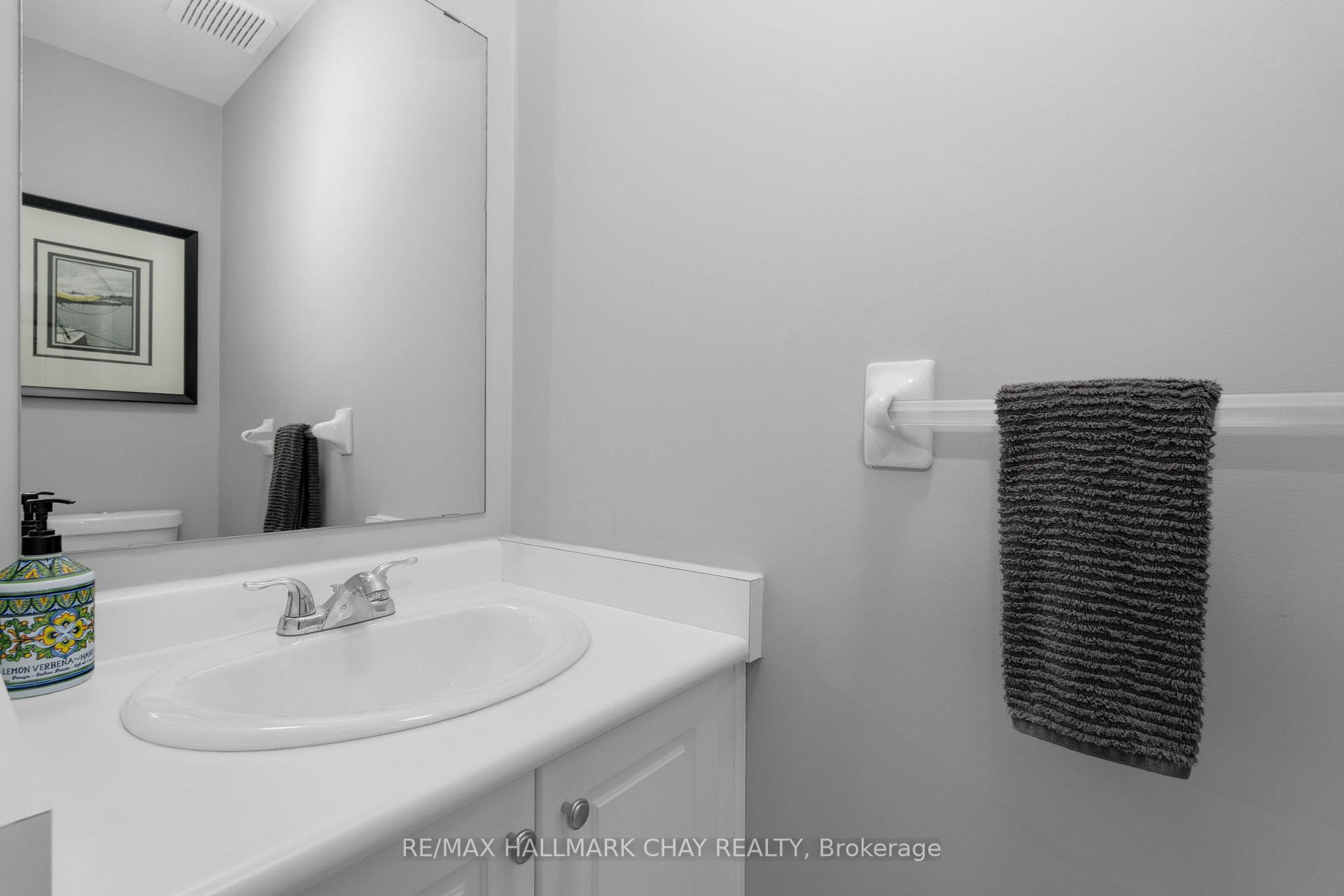 Photo 25 of 1341 Forest Street, Innisfil, Alcona — HOMEH