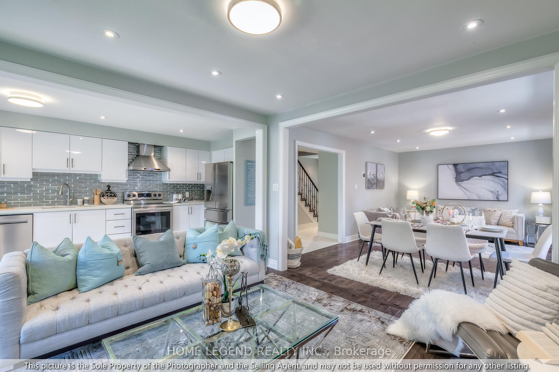 Photo 9 of 102 Tangmere Crescent, Markham, Milliken Mills East — HOMEH