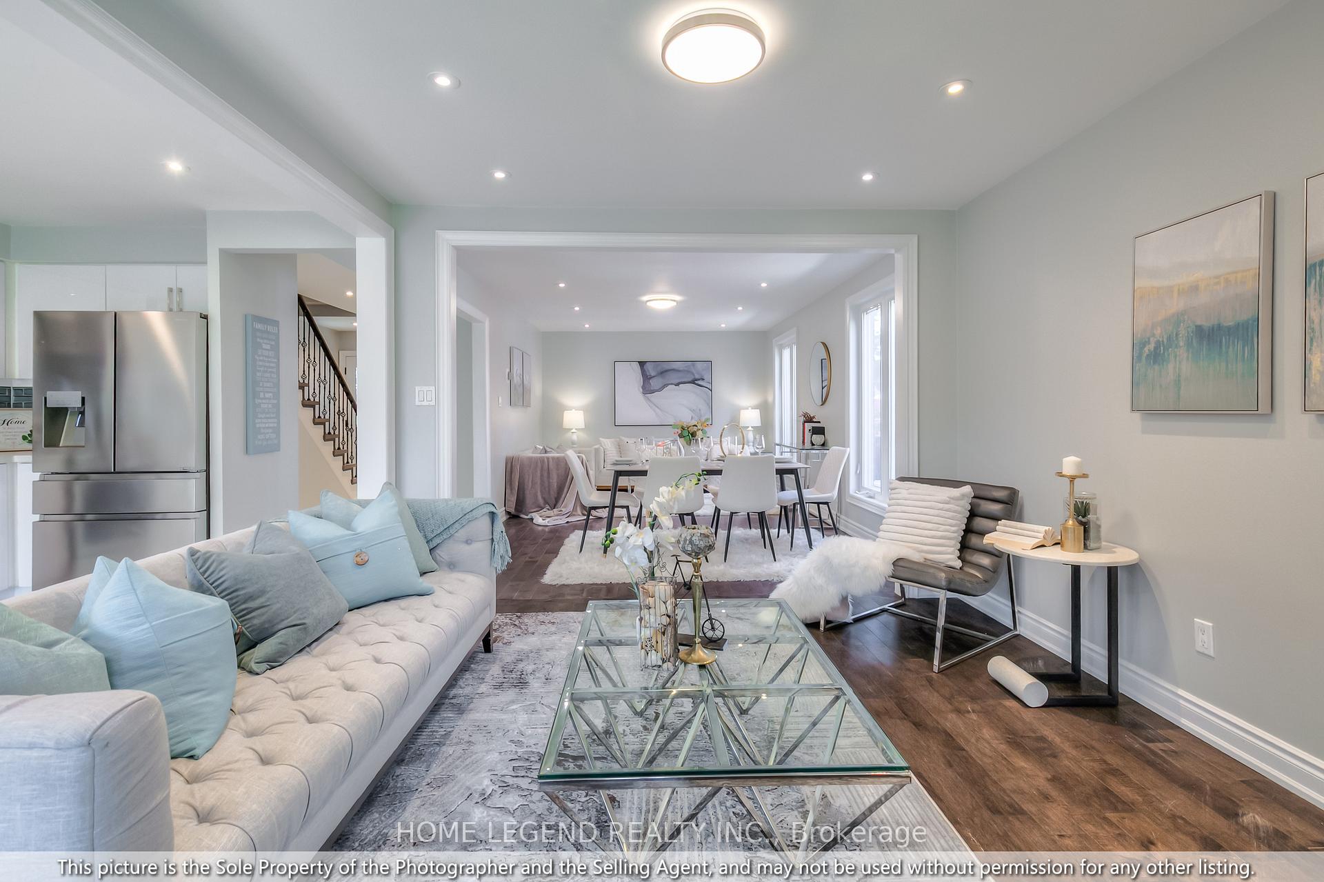 Photo 10 of 102 Tangmere Crescent, Markham, Milliken Mills East — HOMEH
