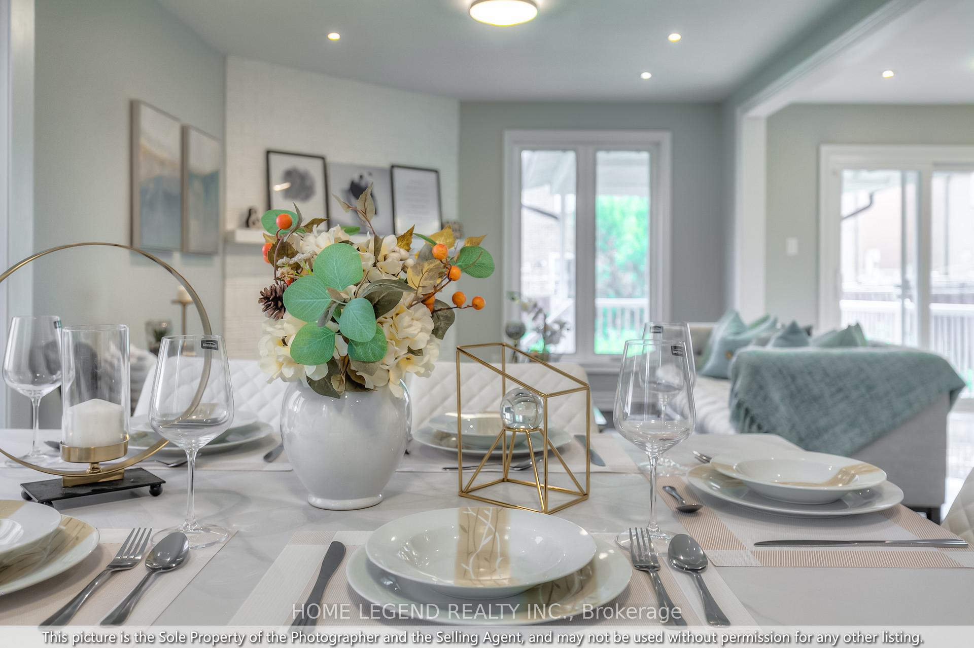 Photo 14 of 102 Tangmere Crescent, Markham, Milliken Mills East — HOMEH