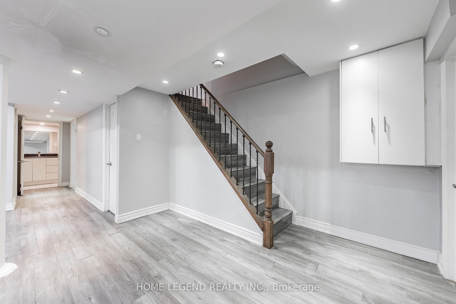 Photo 33 of 102 Tangmere Crescent, Markham, Milliken Mills East — HOMEH