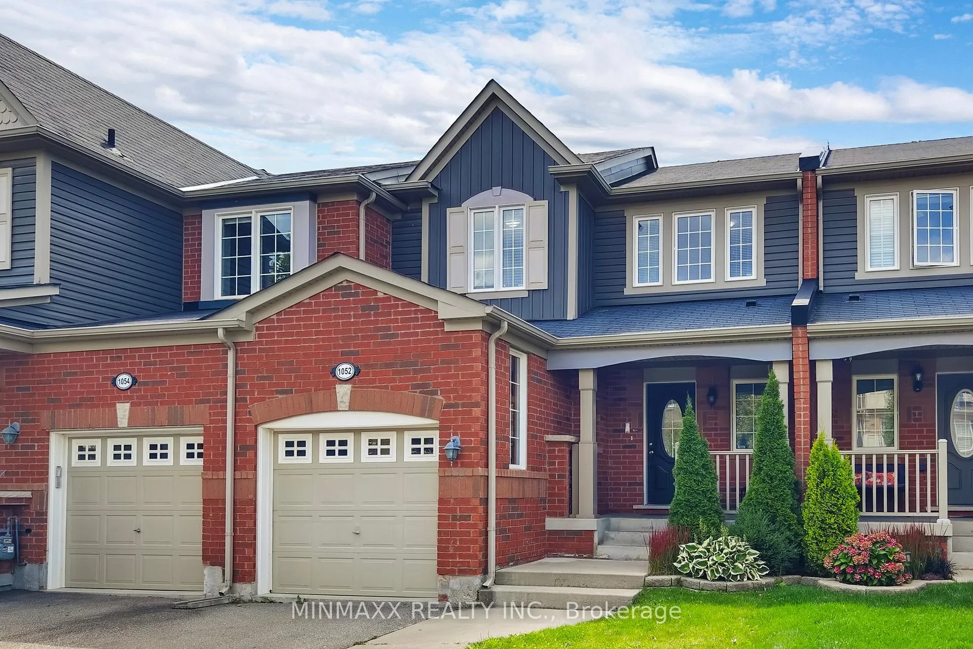 Photo 2 of 1052 Haxton Heights, Milton, Willmott — HOMEH