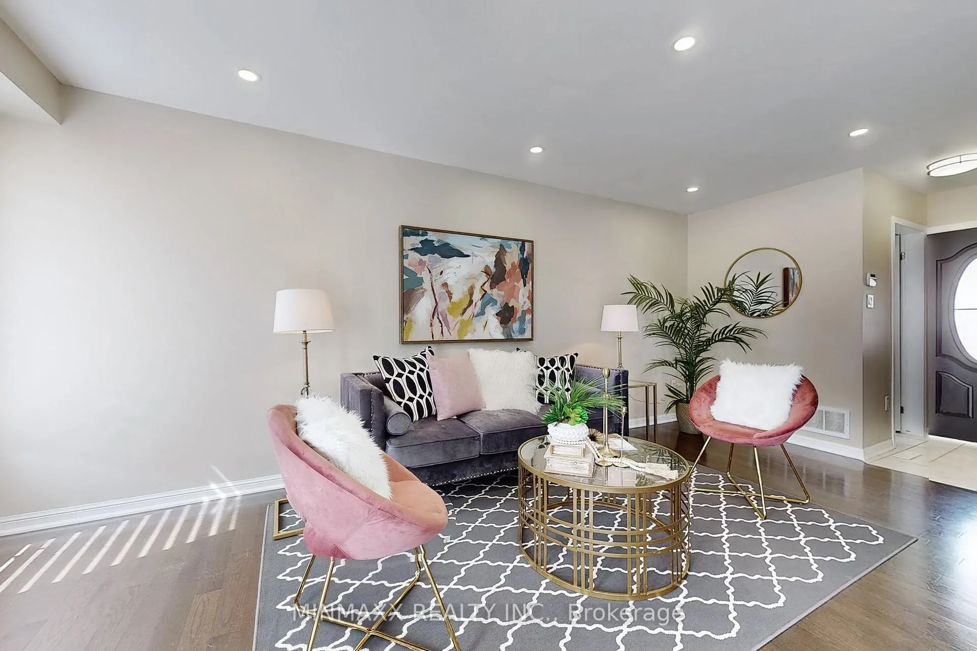 Photo 5 of 1052 Haxton Heights, Milton, Willmott — HOMEH