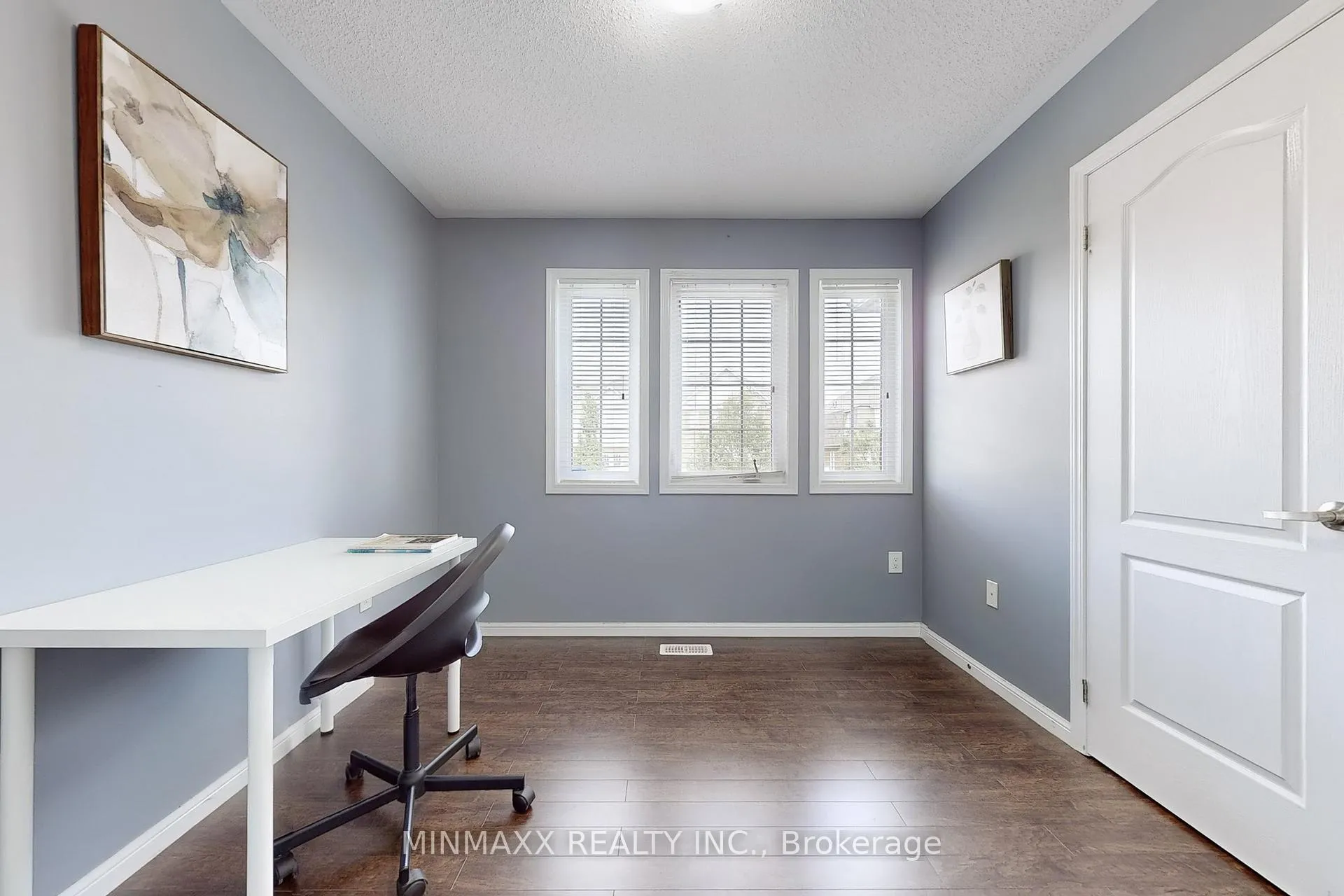 Photo 34 of 1052 Haxton Heights, Milton, Willmott — HOMEH