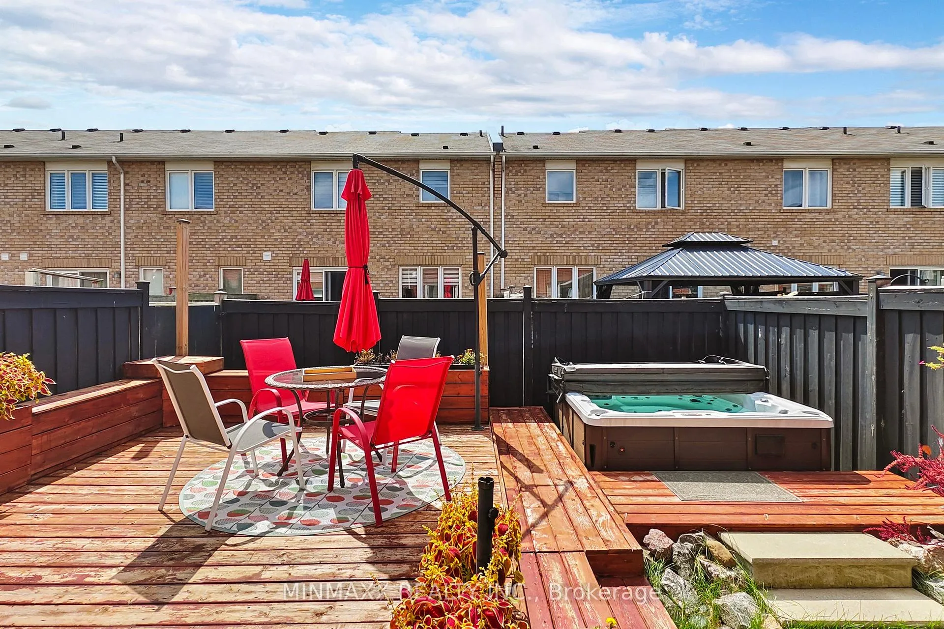 Photo 46 of 1052 Haxton Heights, Milton, Willmott — HOMEH