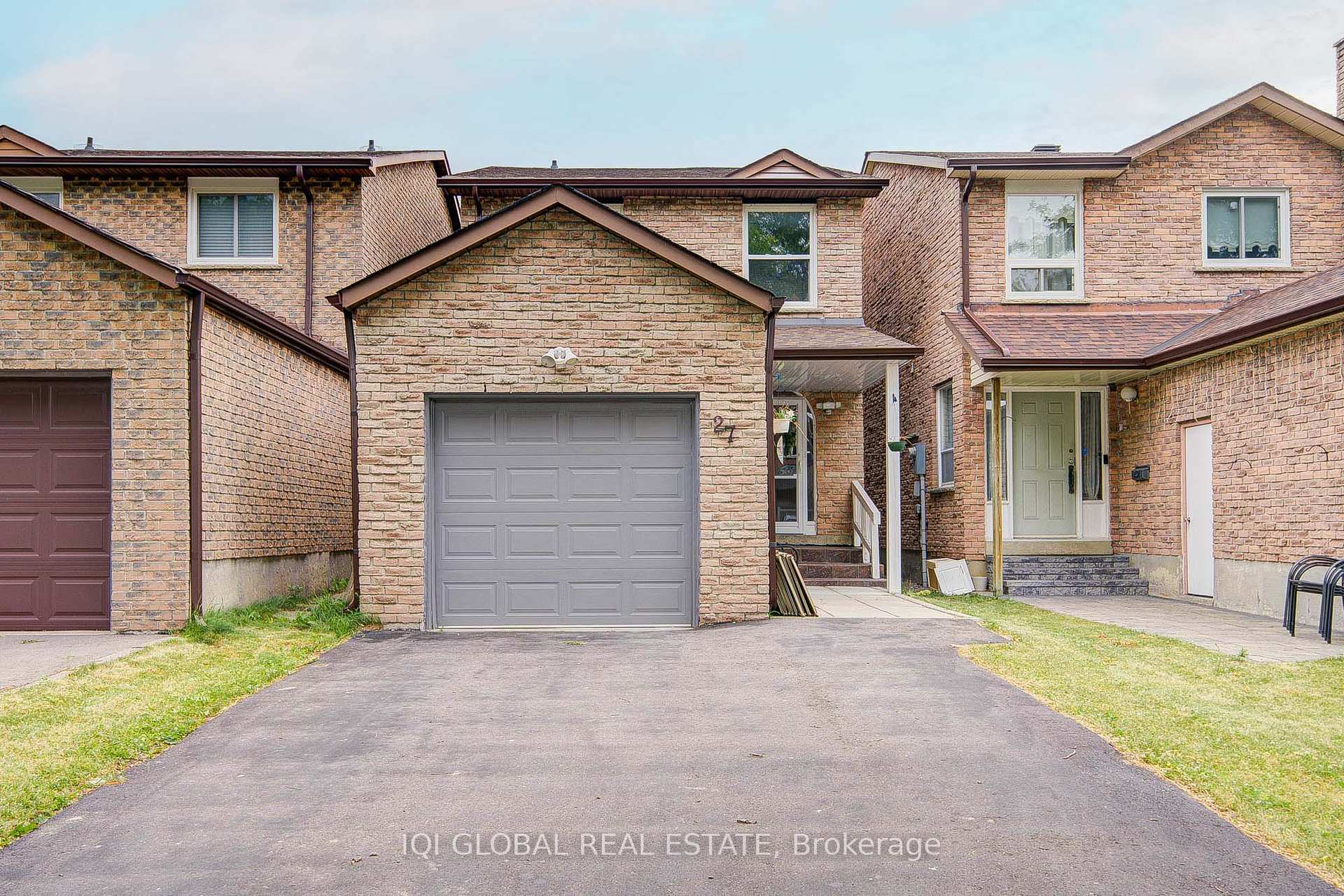 Photo 1 of 27 Providence Crescent, Markham, Milliken Mills West — HOMEH