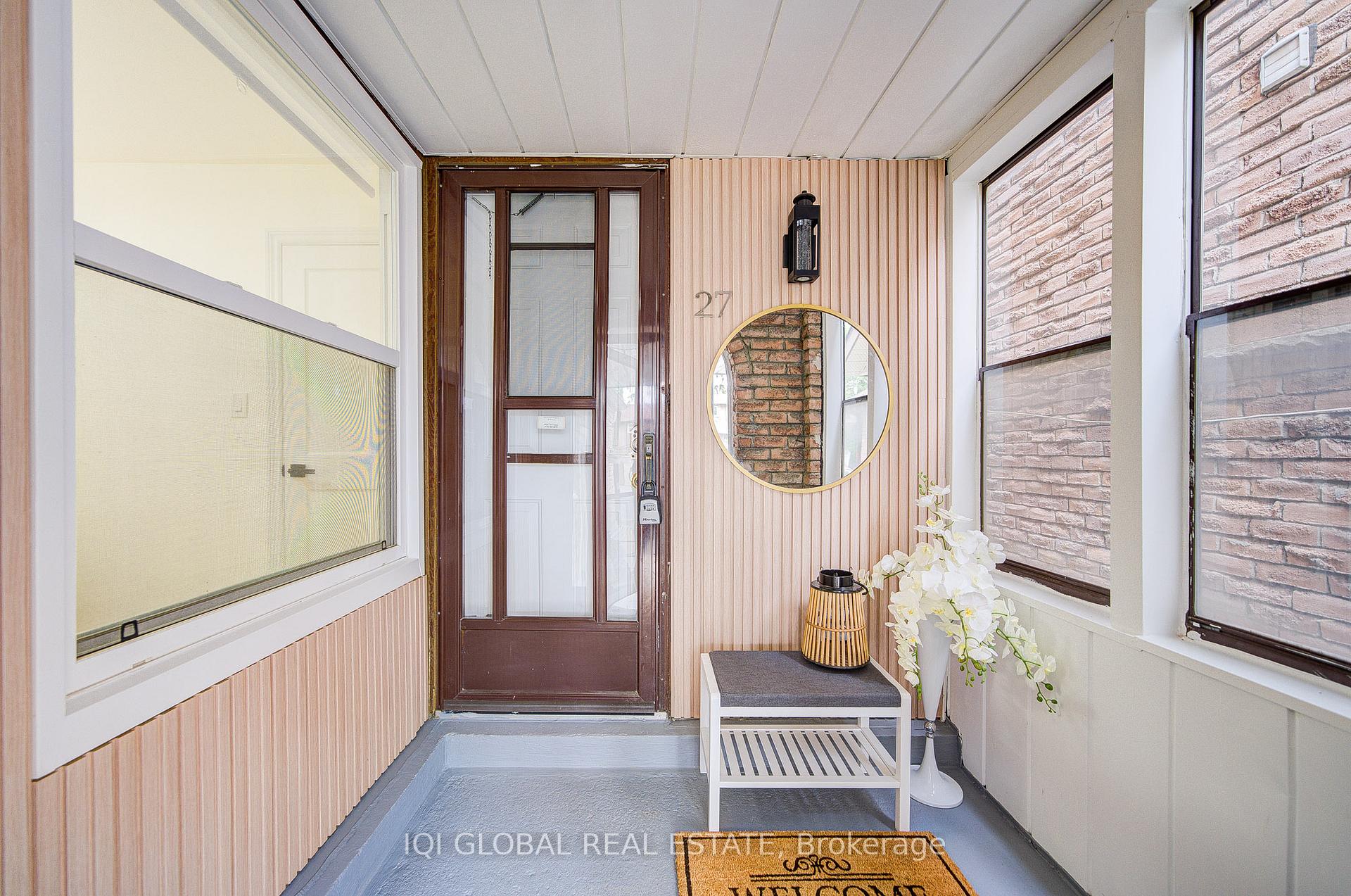 Photo 2 of 27 Providence Crescent, Markham, Milliken Mills West — HOMEH