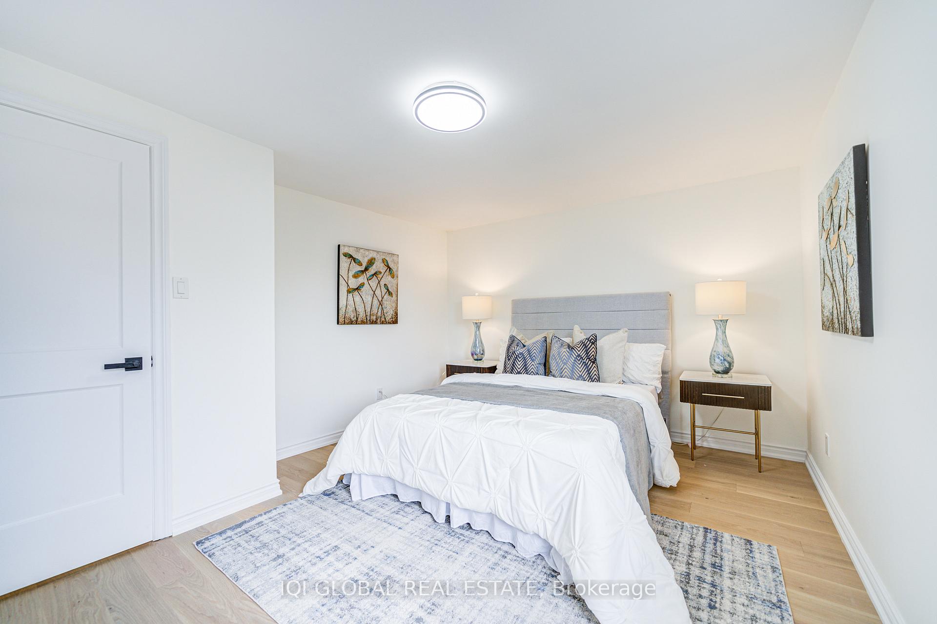 Photo 23 of 27 Providence Crescent, Markham, Milliken Mills West — HOMEH